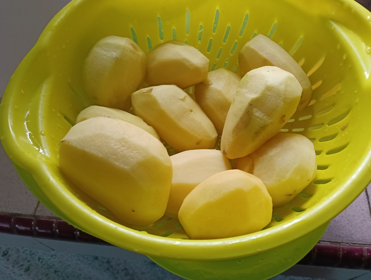 土豆削皮隔夜保存妙招！简单易学，口感更佳！