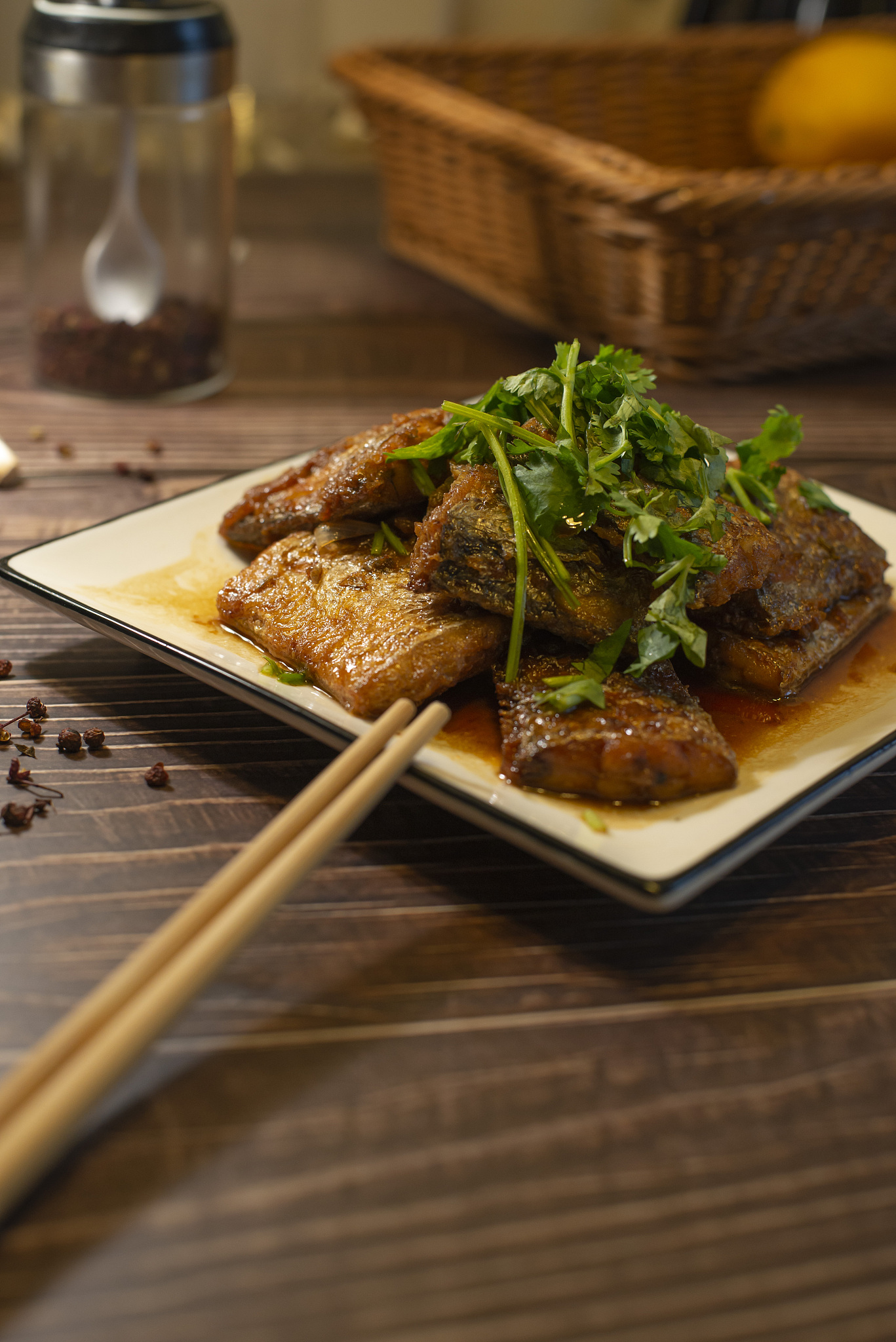 请帮我写1篇650字博客文章主题是：带鱼的做法大全