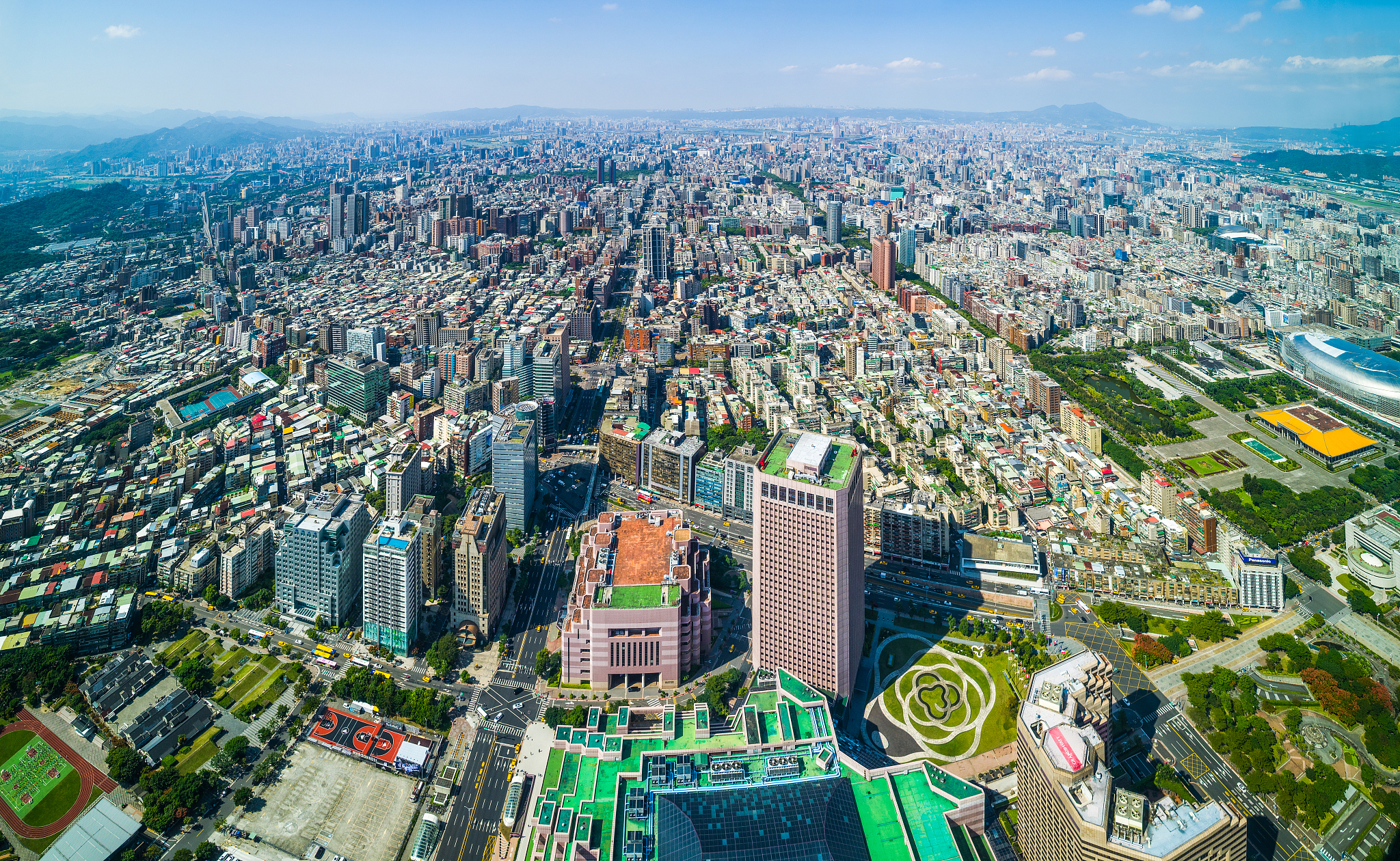 taipei aerial panorama over downtown cityscape on clear day taiw