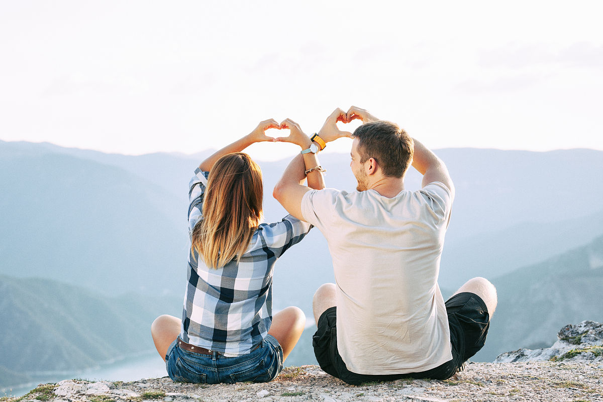 时光冥想 - 一首怀旧爵士歌曲，带您找回曾经的自己