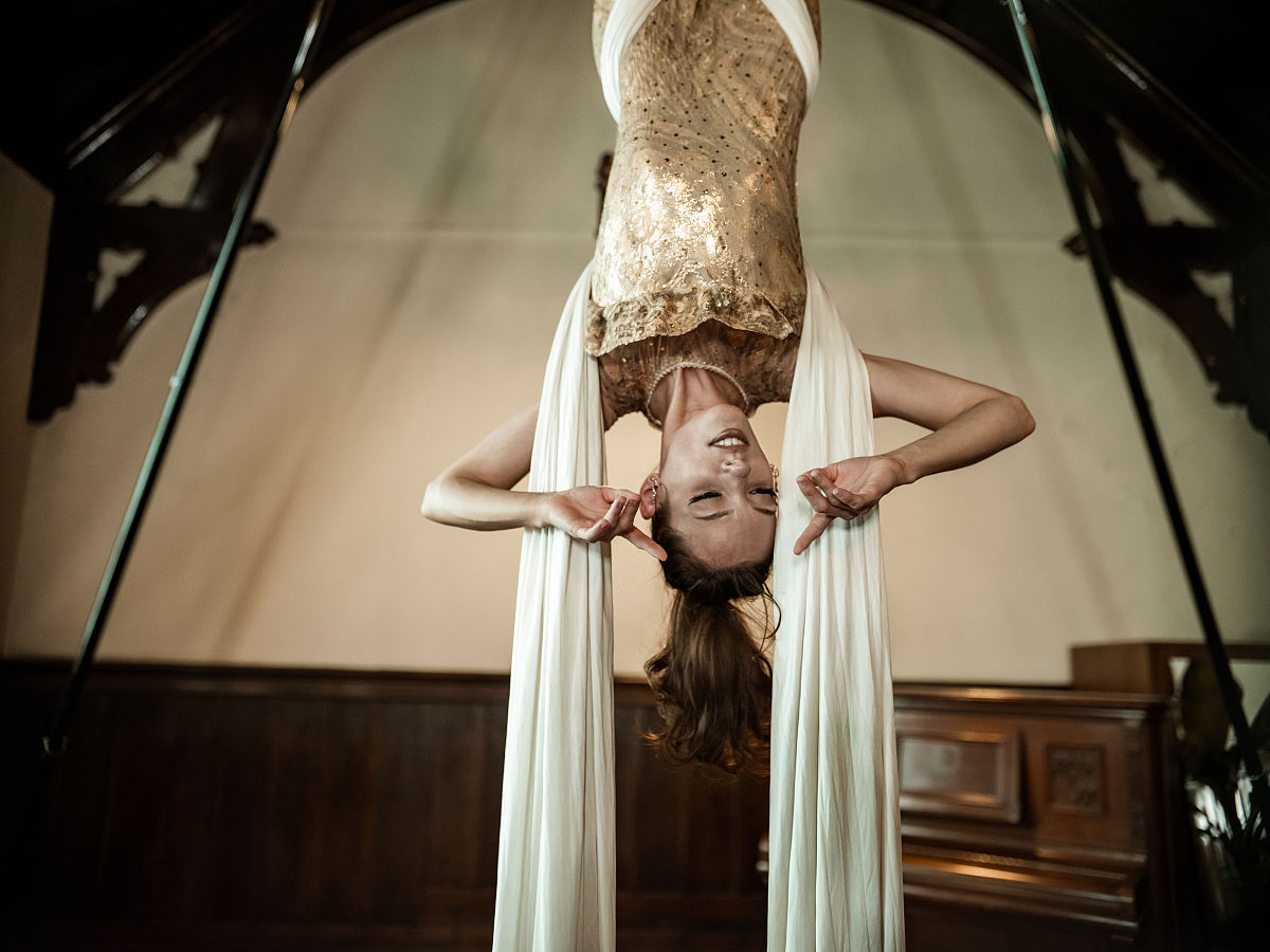 玲娜贝儿设计师森田州作：设计理念与作品解析