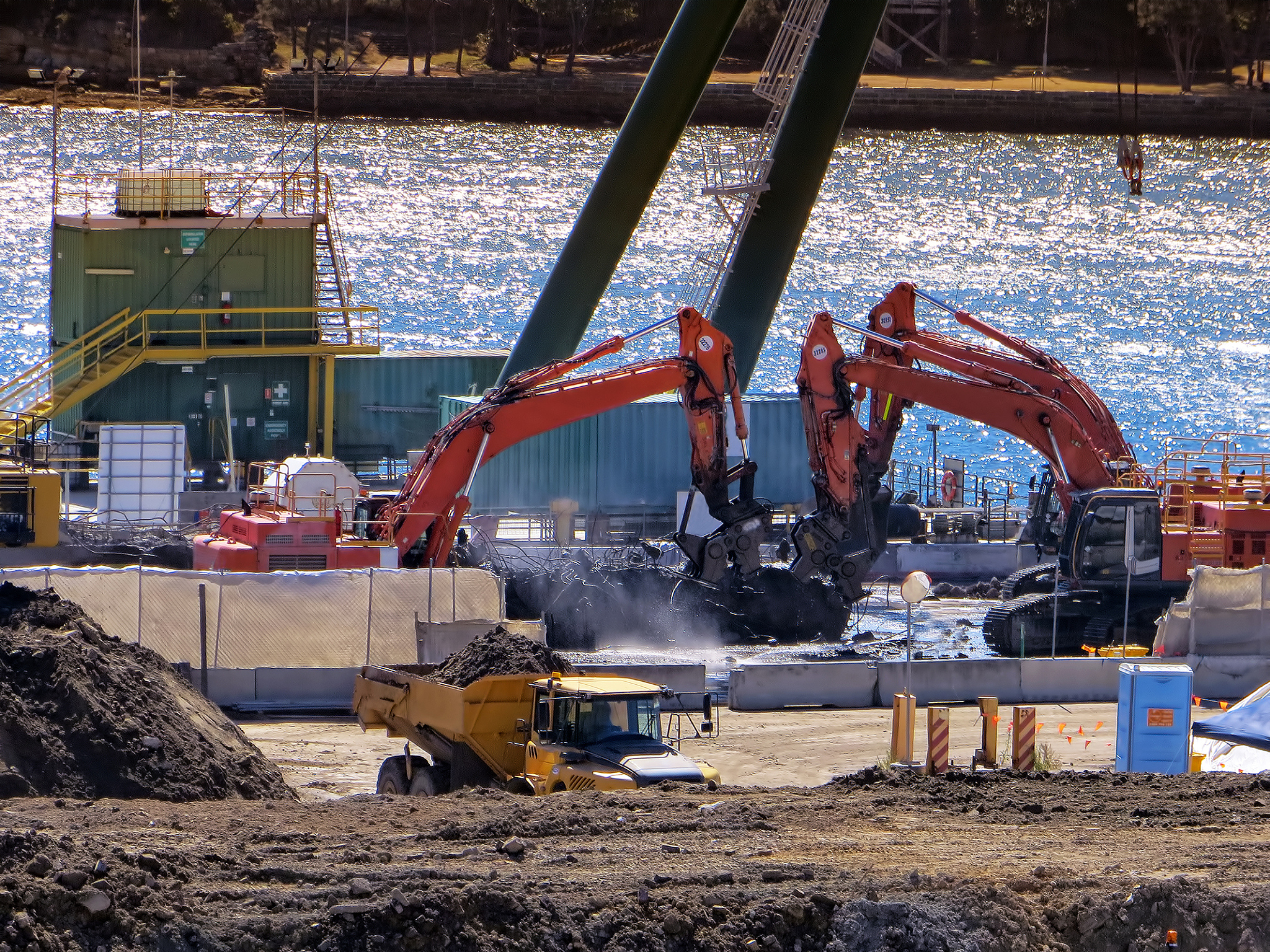 乌鲁木齐泰森鑫隆建筑机械设备租赁 - 专业租赁销售，法务保障