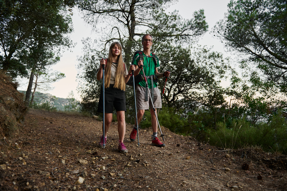 Stylish & Cozy: 2PCS Tracksuits for Men & Women - Perfect for Fall/Winter