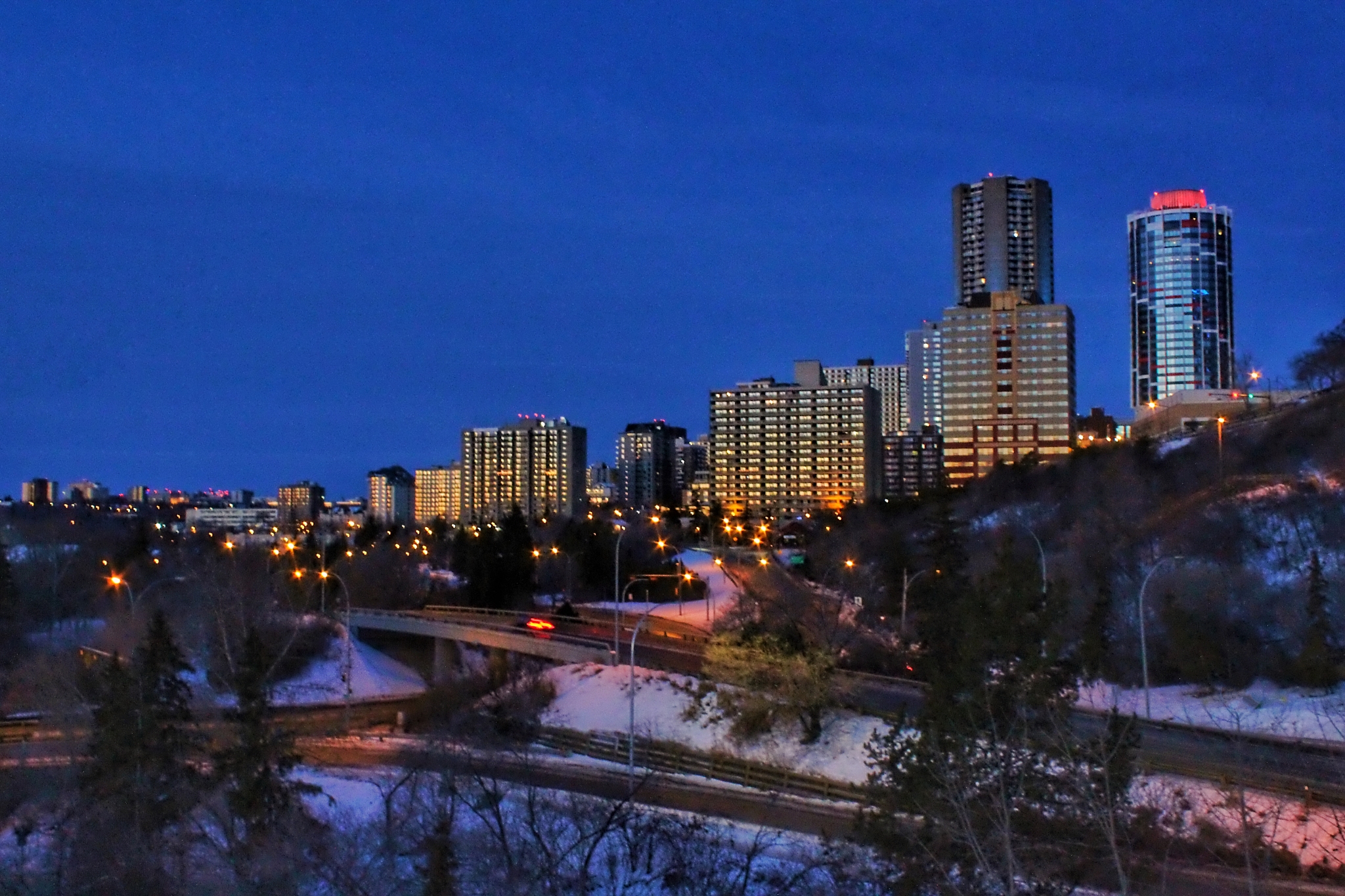 edmonton at night