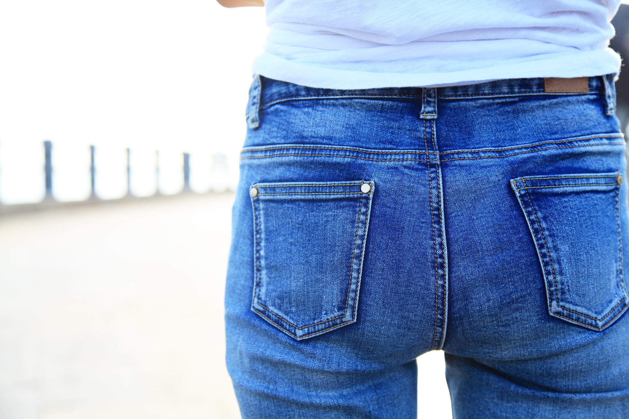 Women's Bell Bottom Jeans with Elastic Waist - SHEWIN