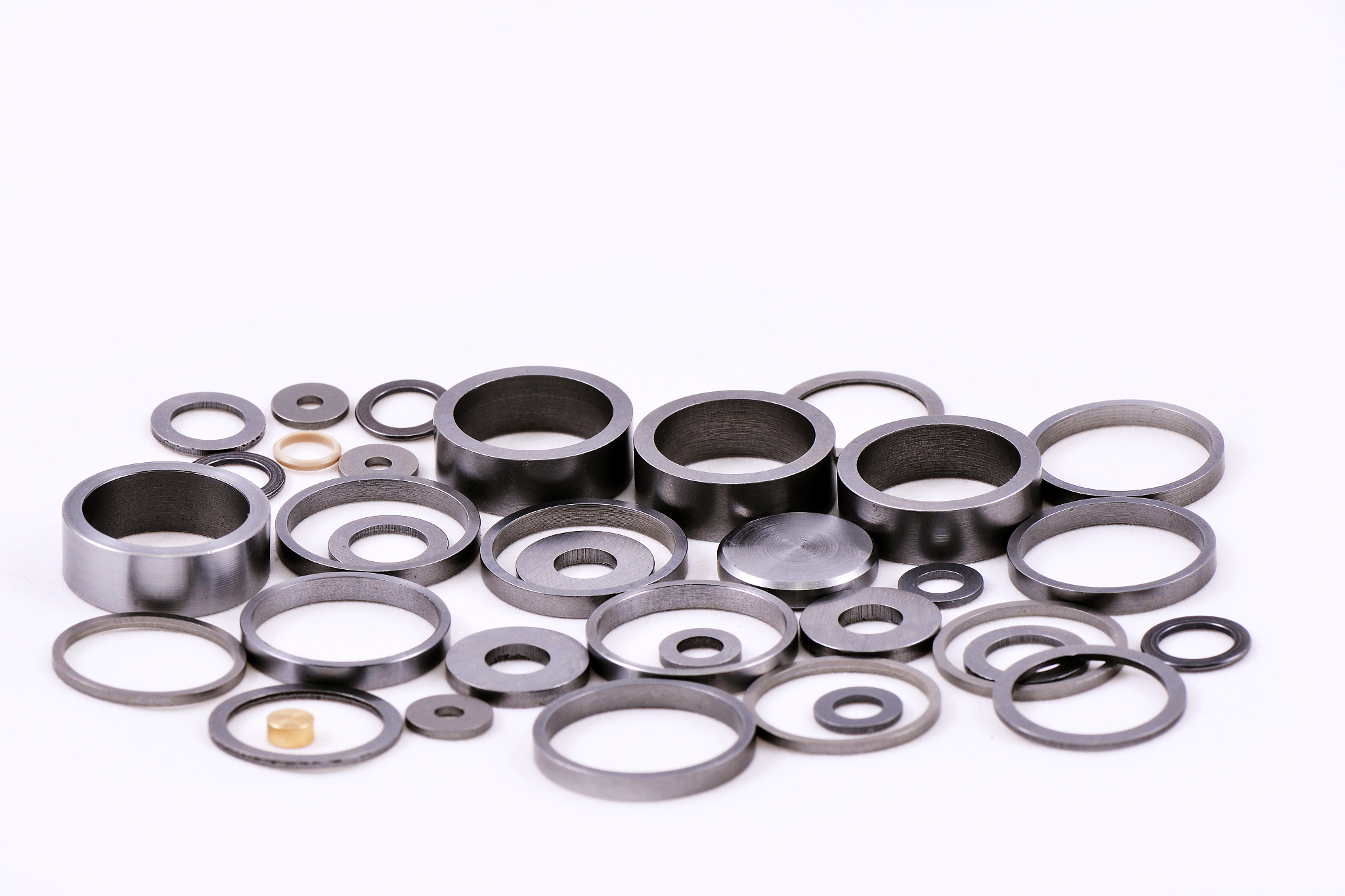 滚花防尘螺帽塞住的作用：保护、防水、防松和美观