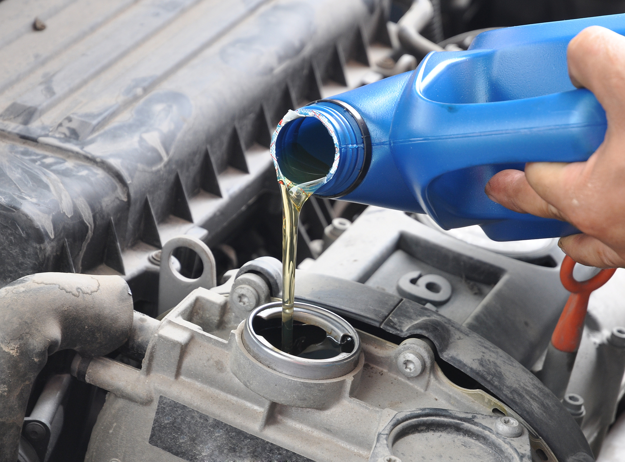 换变速箱油后尾气变重？原因、解决方法和维护知识