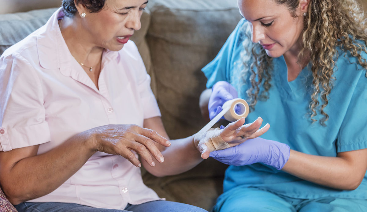 衡水卫生学校2023年招生简章：详解招生计划、考试科目和综合评价