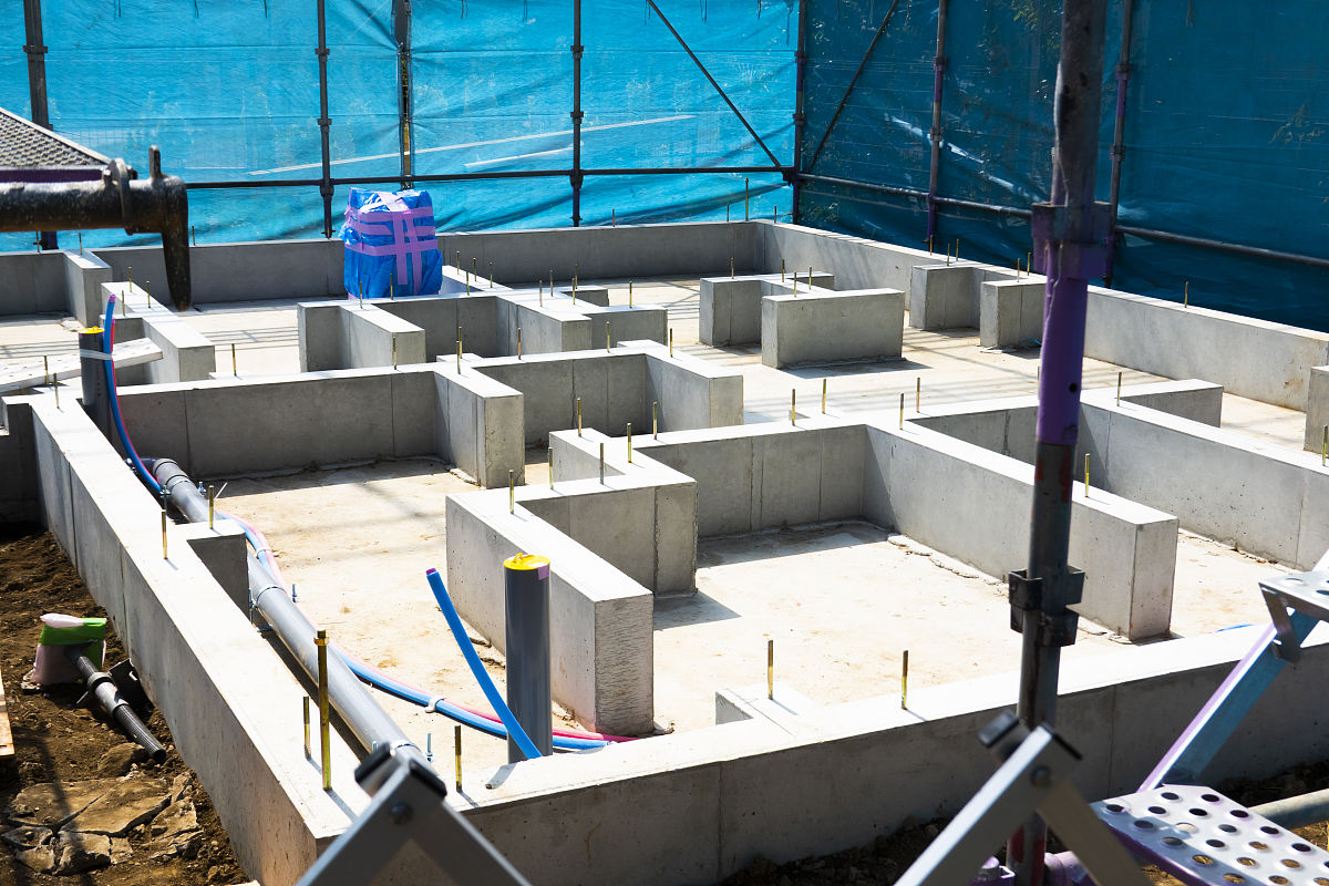 水工建筑物消能方式有哪些？特点及选择建议