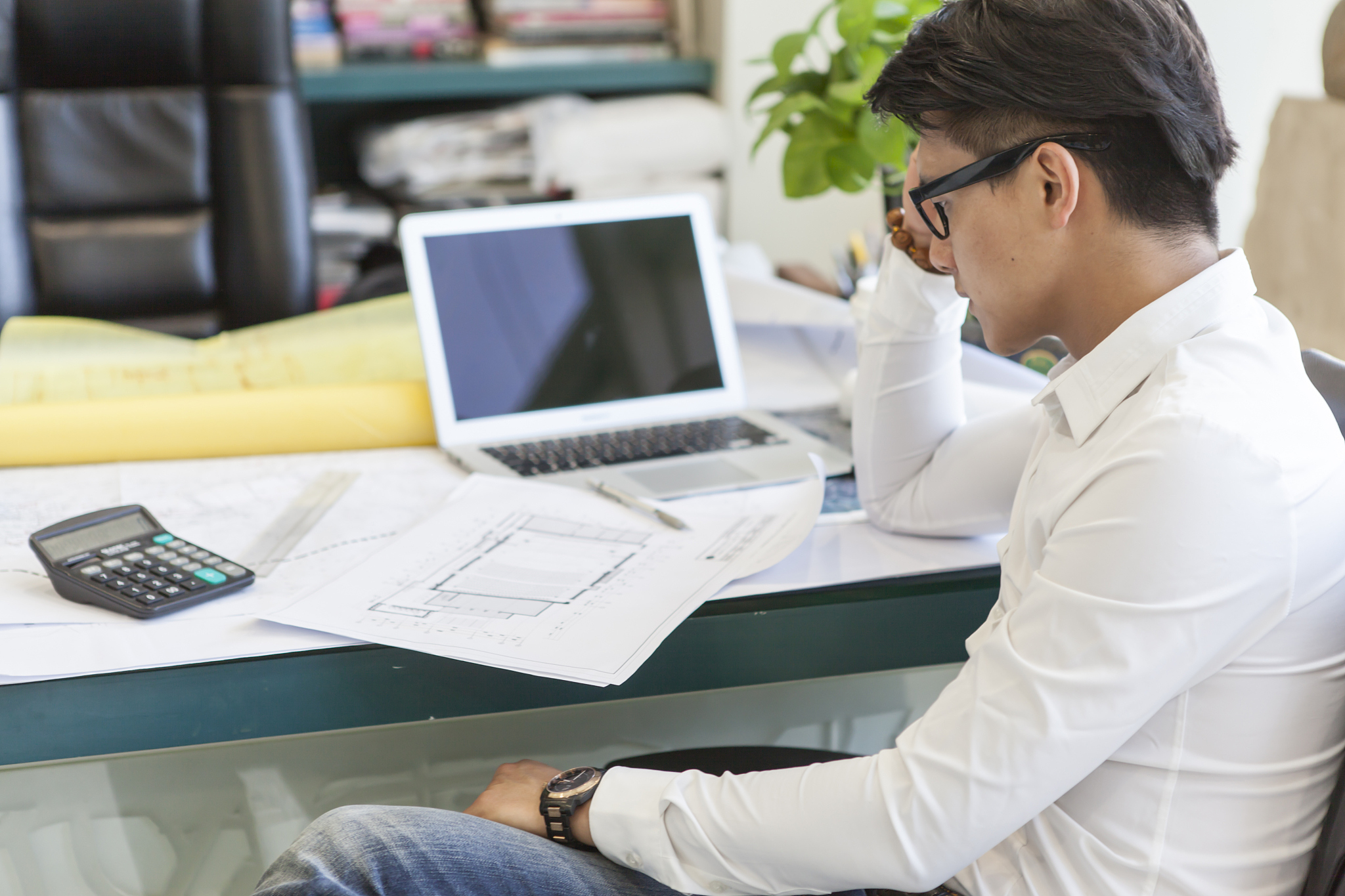 designer working in office