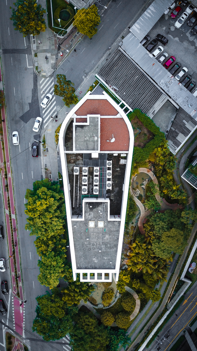 南通理工学院强能楼北面空地改造设计方案 - 打造校园中心广场