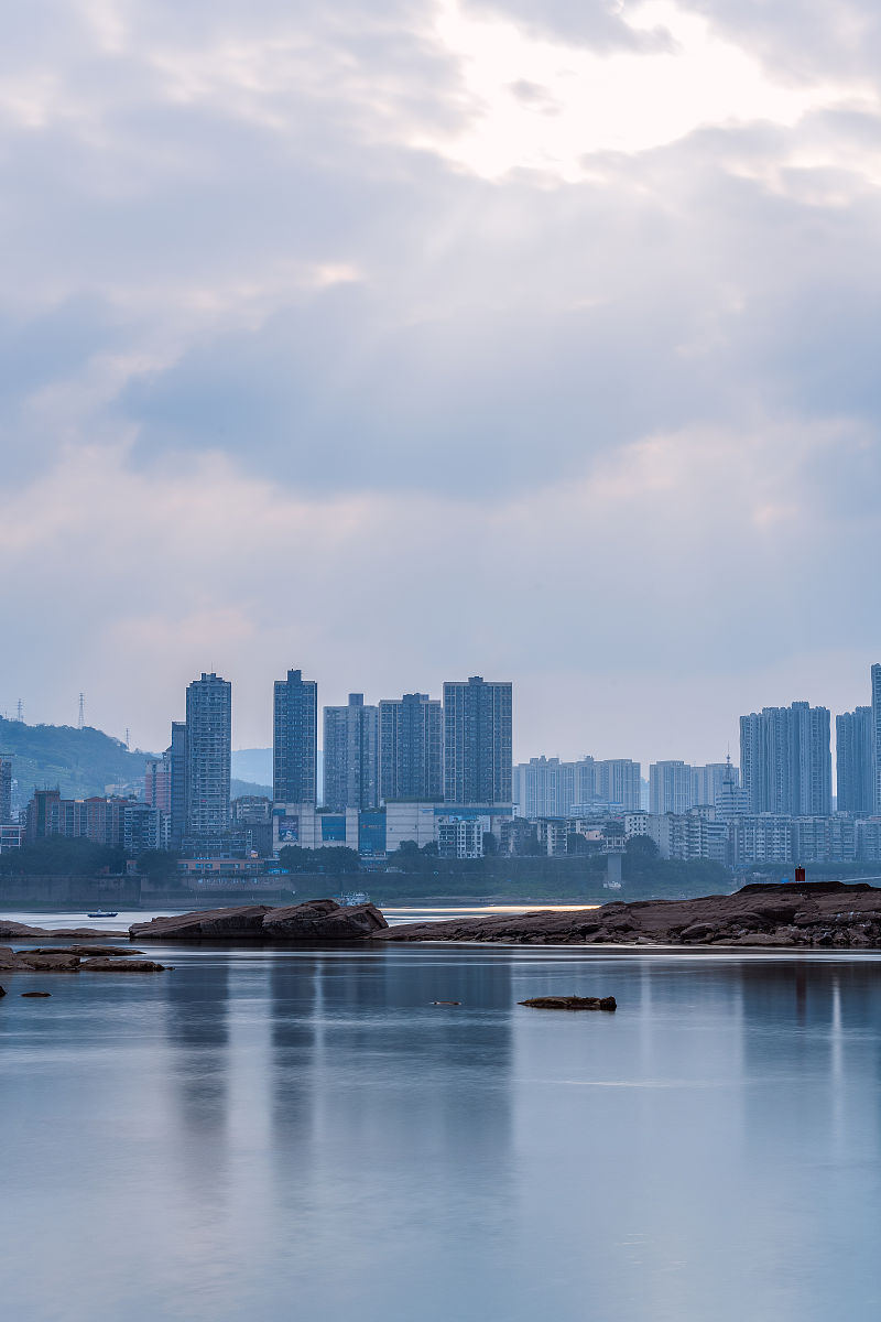 重庆电力高等专科学校现代物流管理专业：就业前景广阔，发展潜力巨大