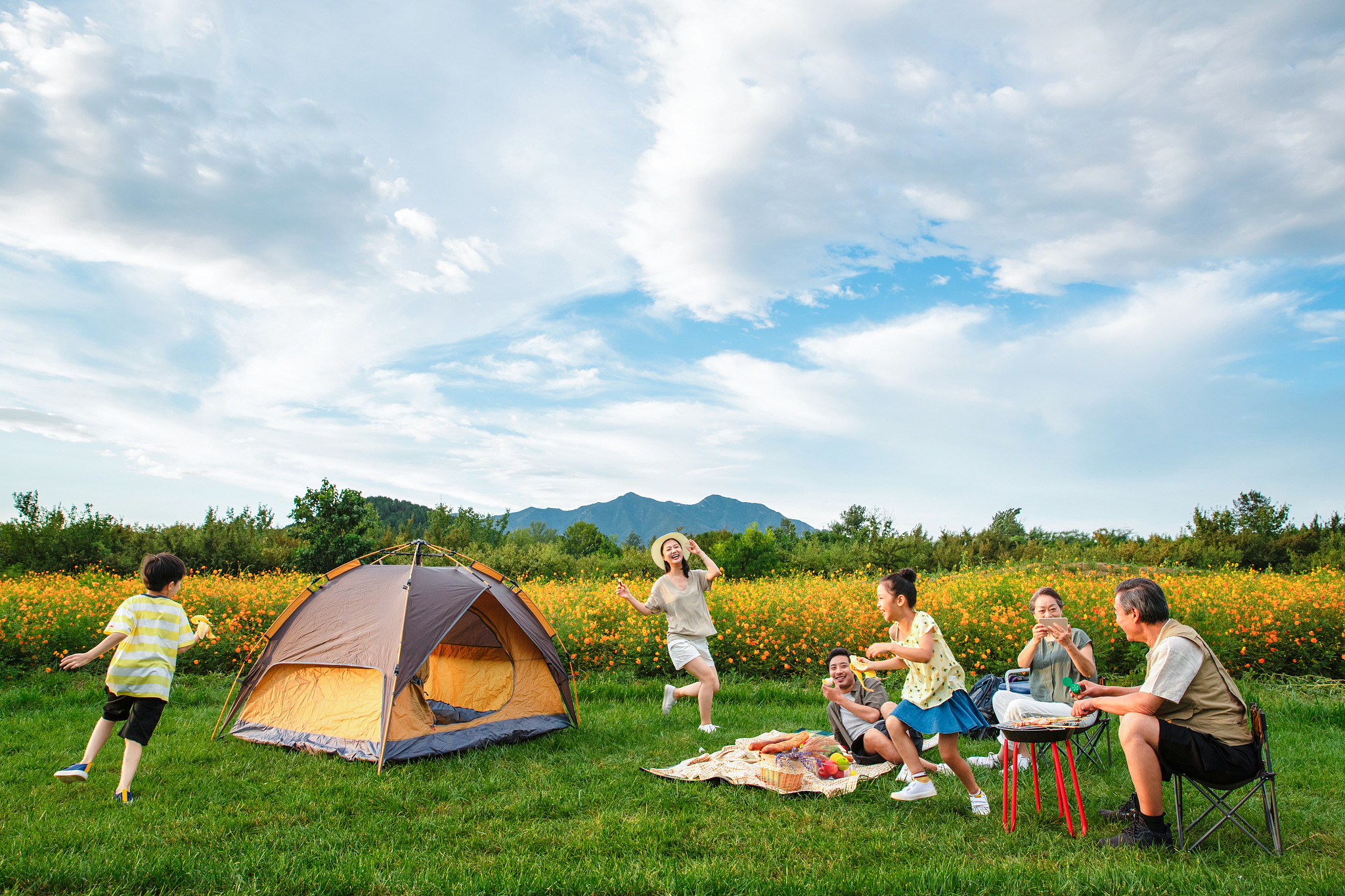乡村露营经济效益：运营策略与盈利模式