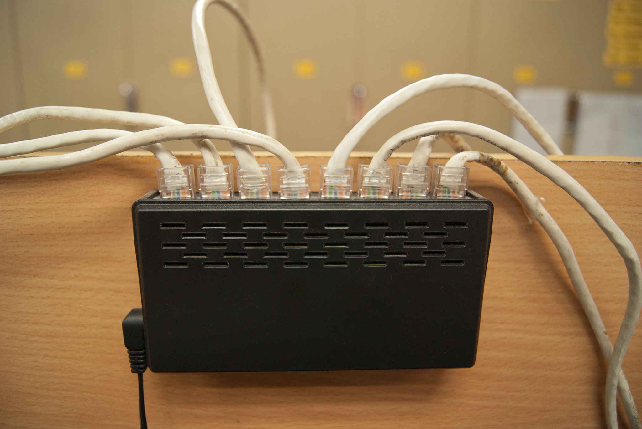 电脑网速变慢是什么原因；使用的舒适无线网卡