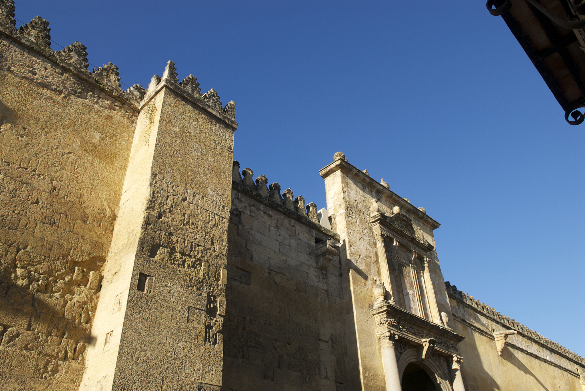exterior wall of the mezquita in córdoba