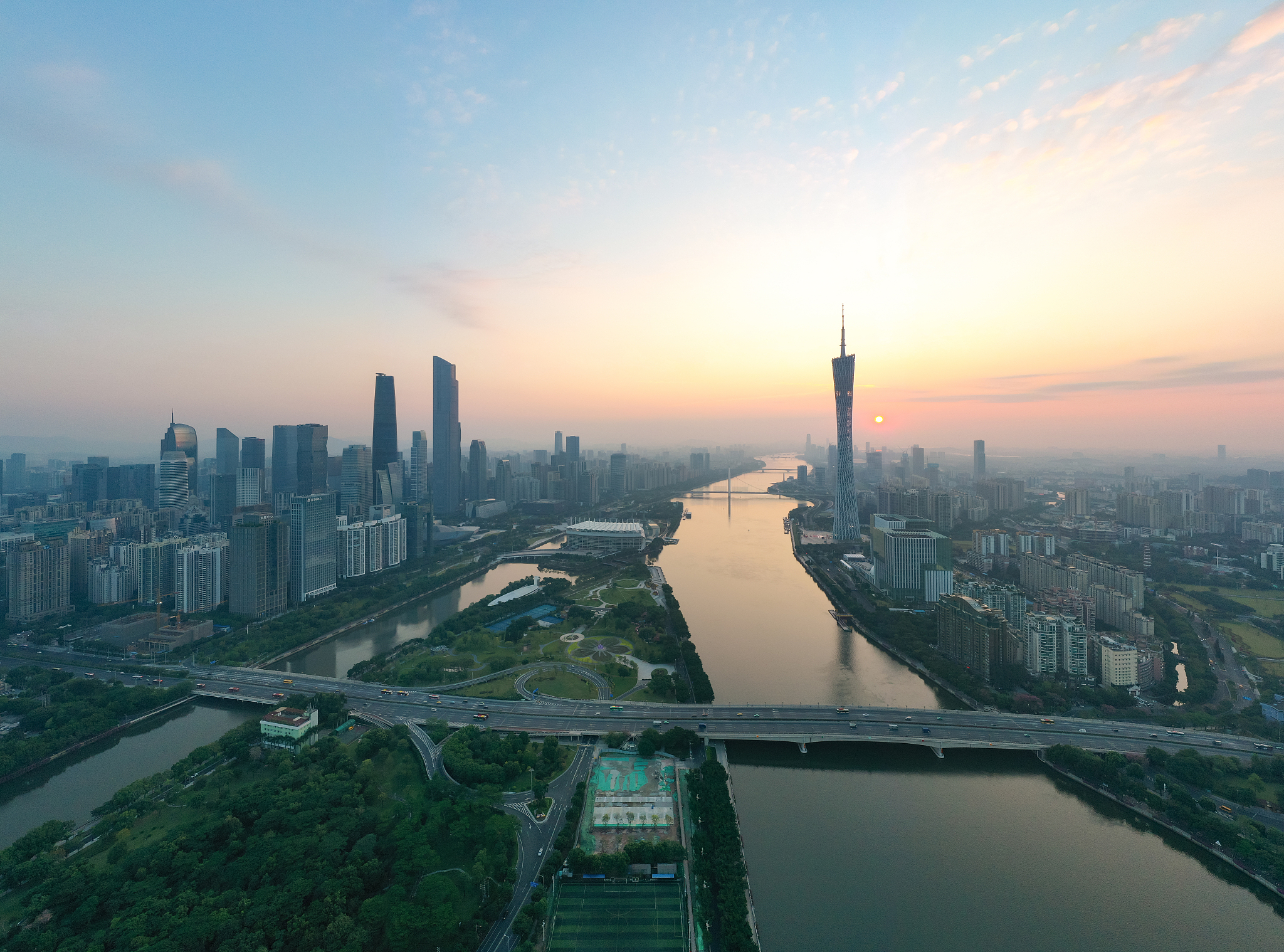 广州日落全景