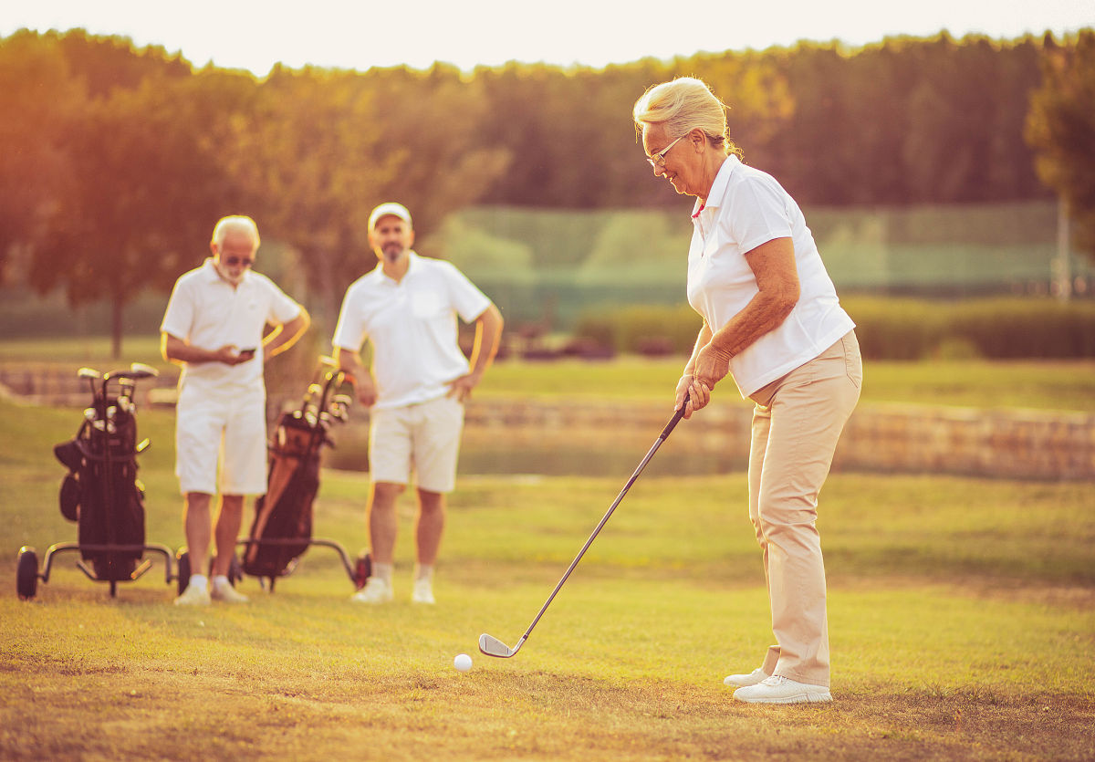 【直播预告】[你的名字] 带你深入了解 [行业]，轻松掌握 [三个好处]！