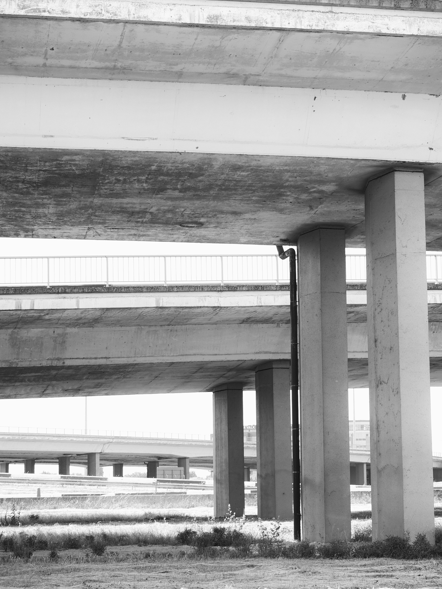 现代桥梁建设过程中出现的问题