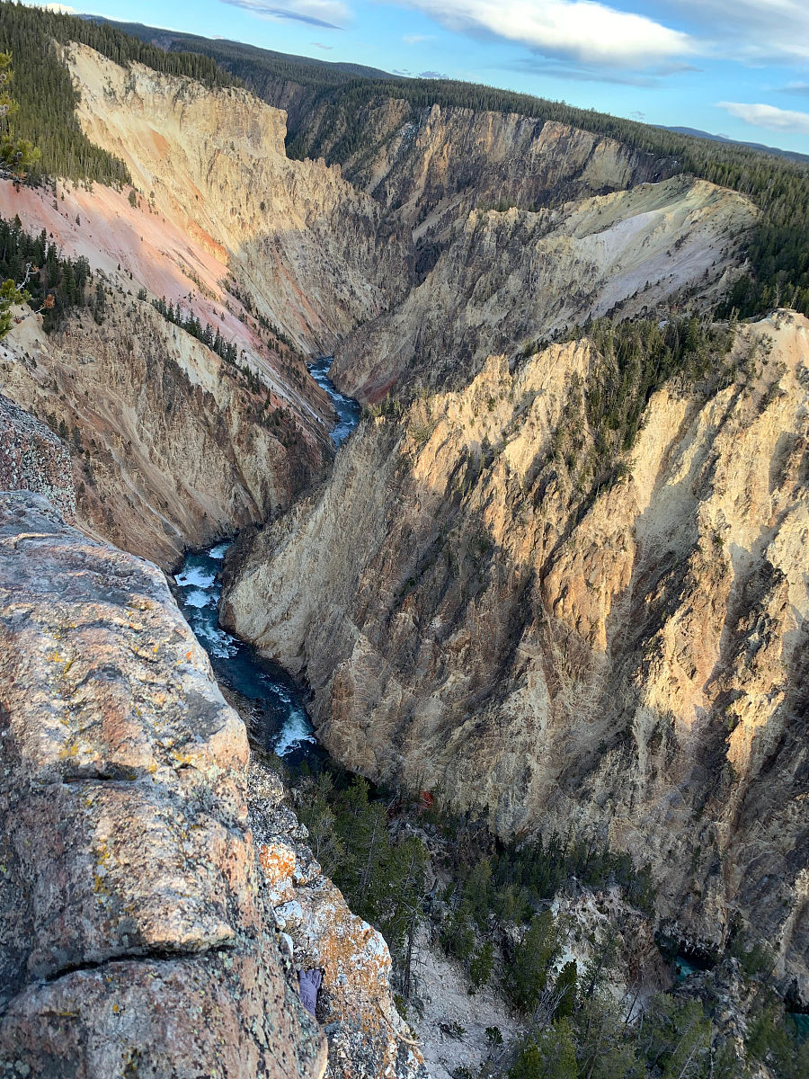 赫尔斯峡谷：北美最深峡谷，探险爱好者的天堂