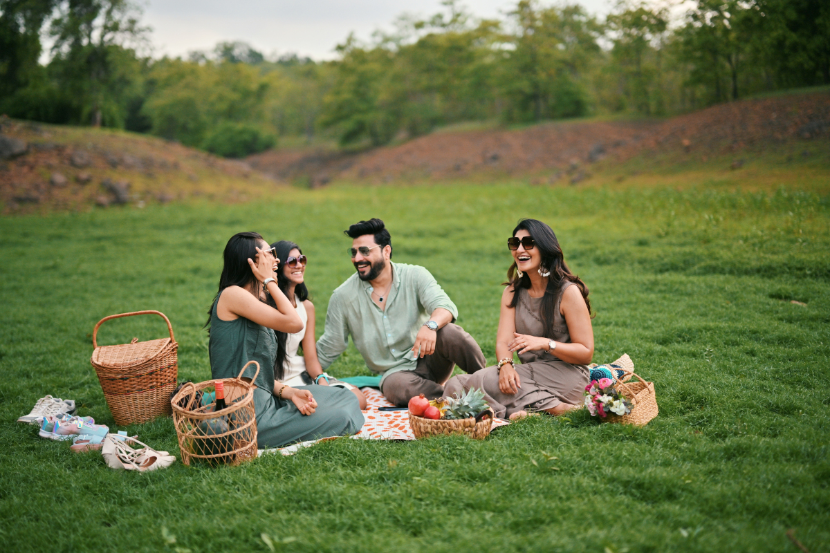 以周末’为开头写一篇500字的文章。