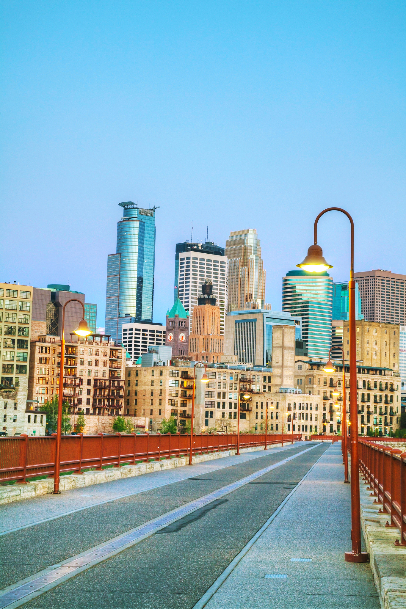 downtown minneapolis, minnesota at night time