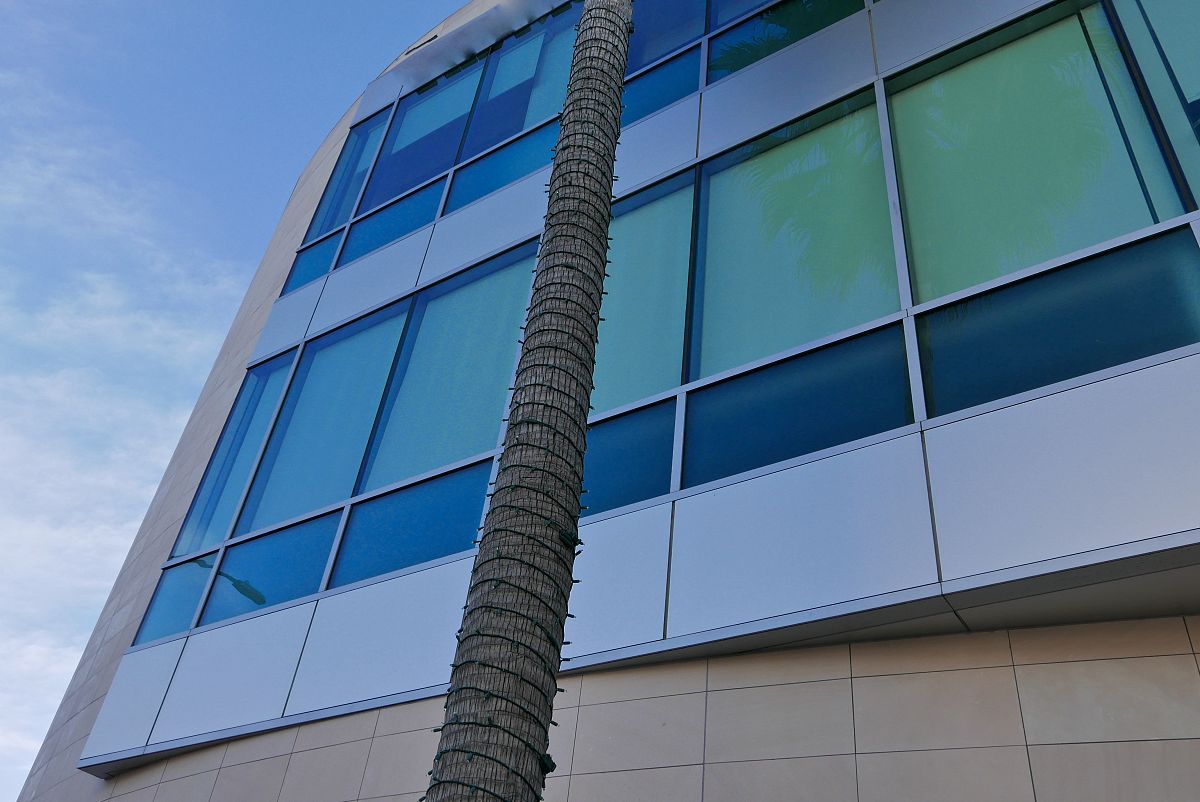 厂房外墙防火安全指南：如何防止火势蔓延？