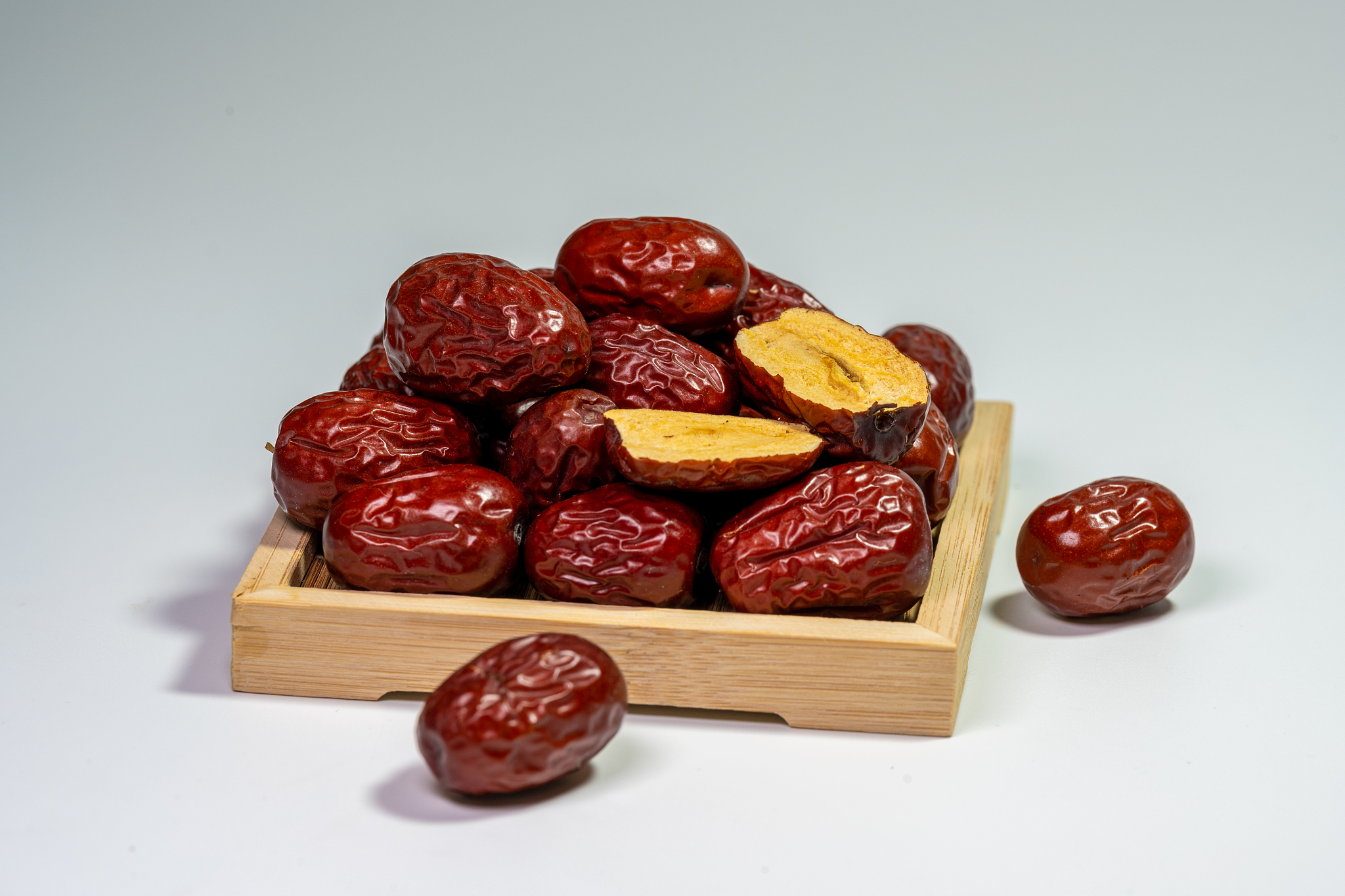 新疆巴旦木奶枣的推广不少于400字