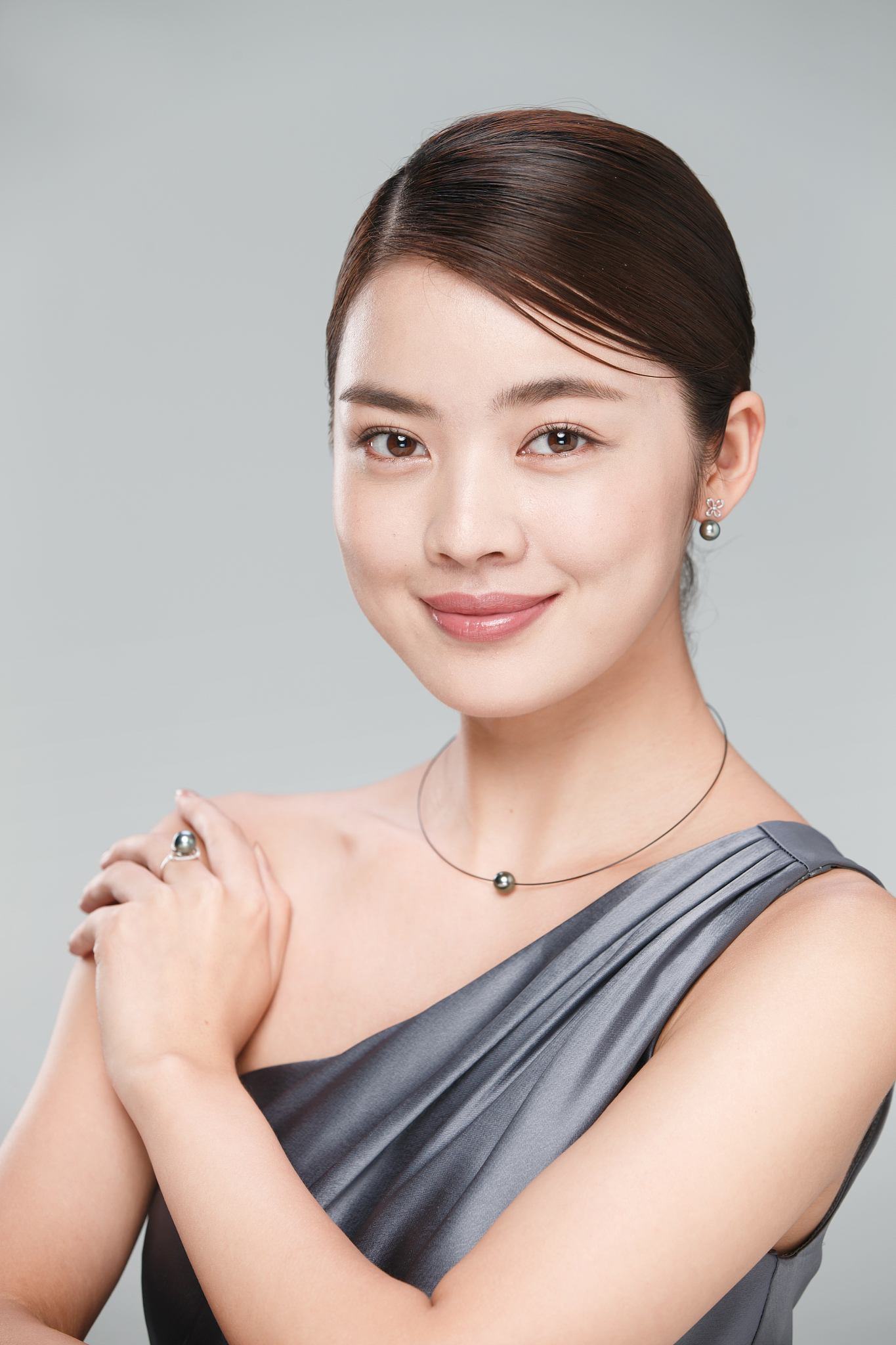 优雅女士肖像