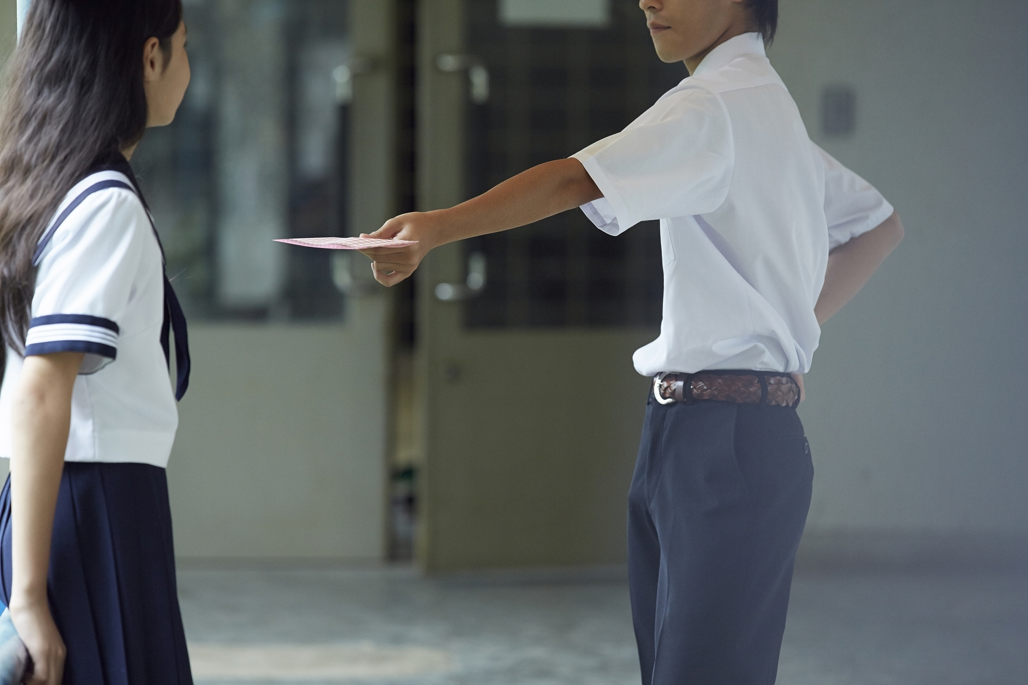 同桌突然有了对象，我该怎么办？