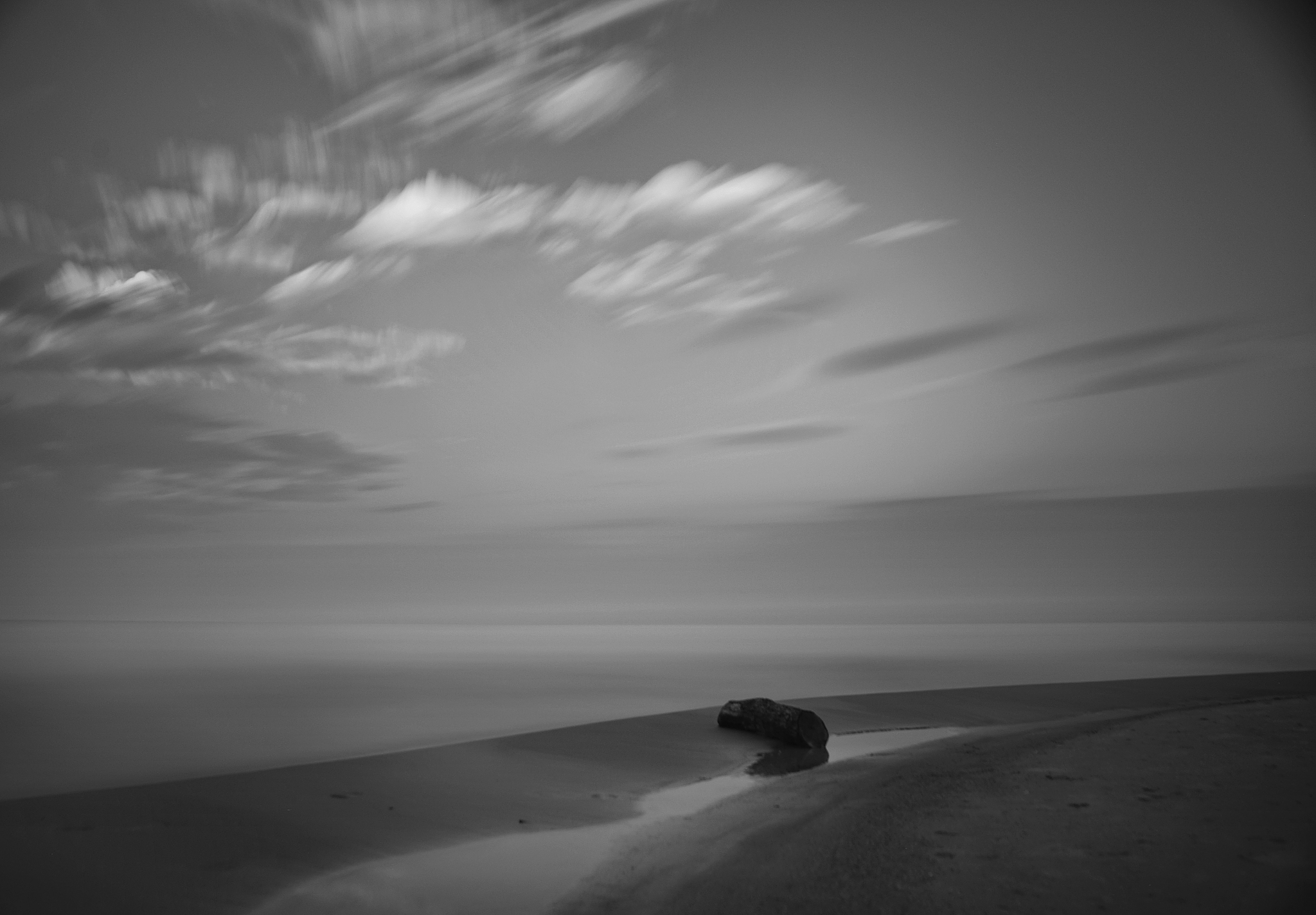 我会给你一个样式例如风浪越大鱼越贵规定后半句只能为三个字然后我会给你写前半句你需要为我补充后半句数量为十个左右可以适当适用夸张和必须的写法我给你的第一个是风沙越大