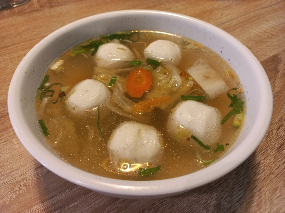 厦门必吃小吃推荐：沙茶面、鱼丸、烧肉粽等