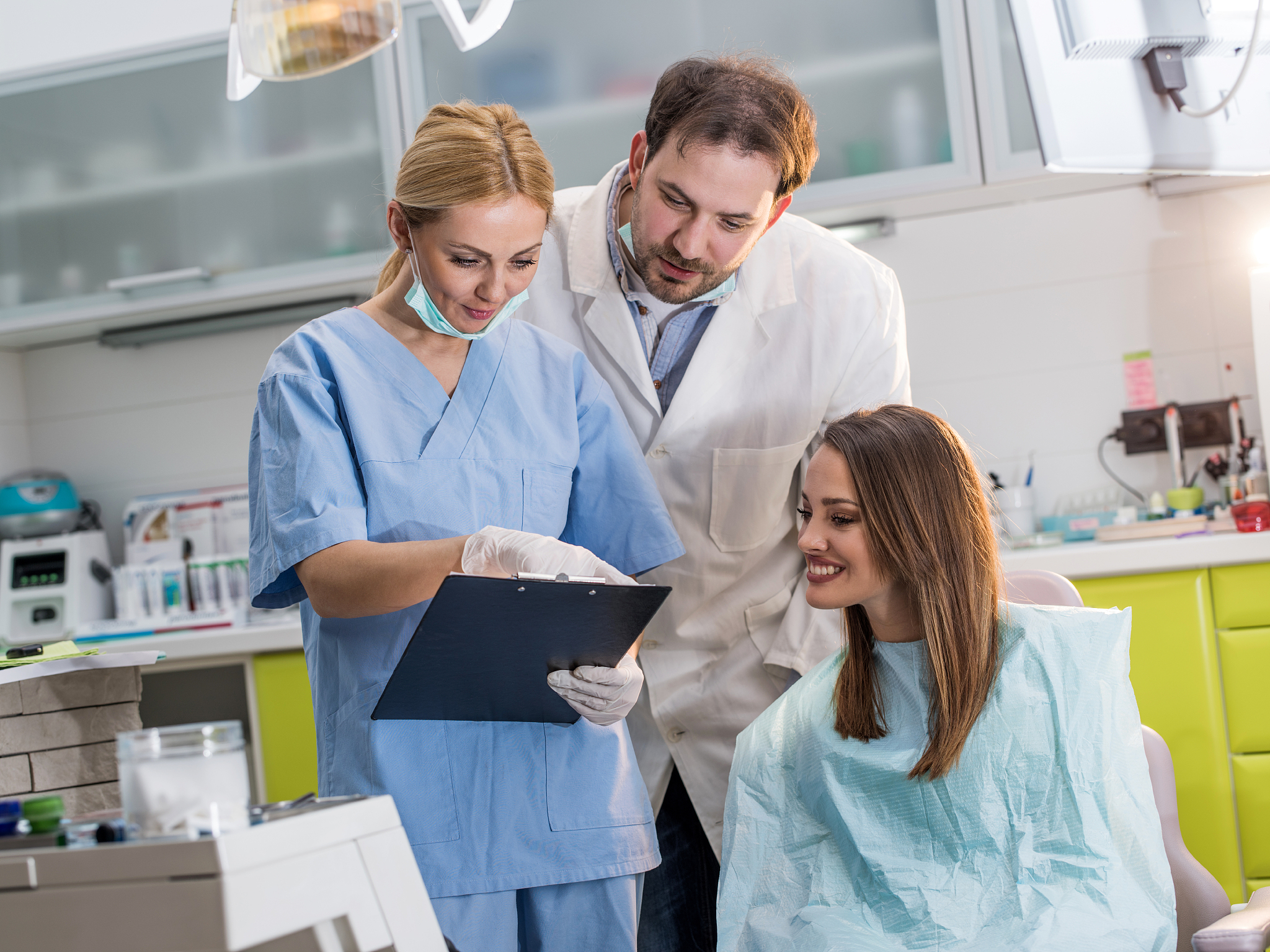 初中毕业能学牙医吗？哪个学校好？2023最新解答