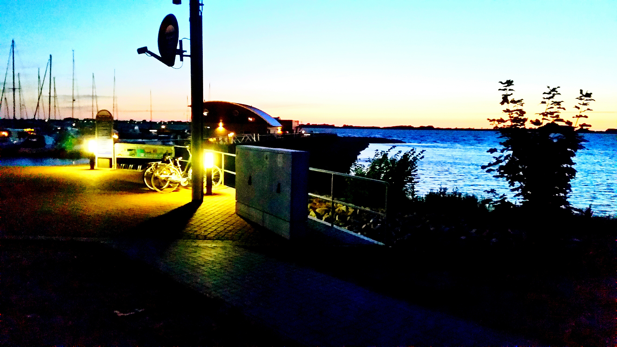 关于贵州都匀城市及道路照明工程专业承包二级资质怎么新办及转让字数