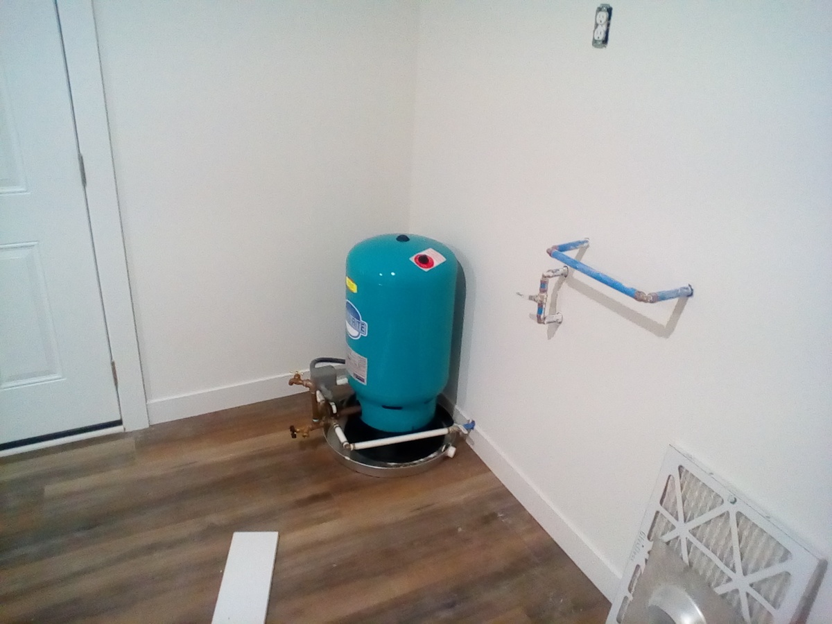 以小型锅炉安装为题目写一篇文章字数800字