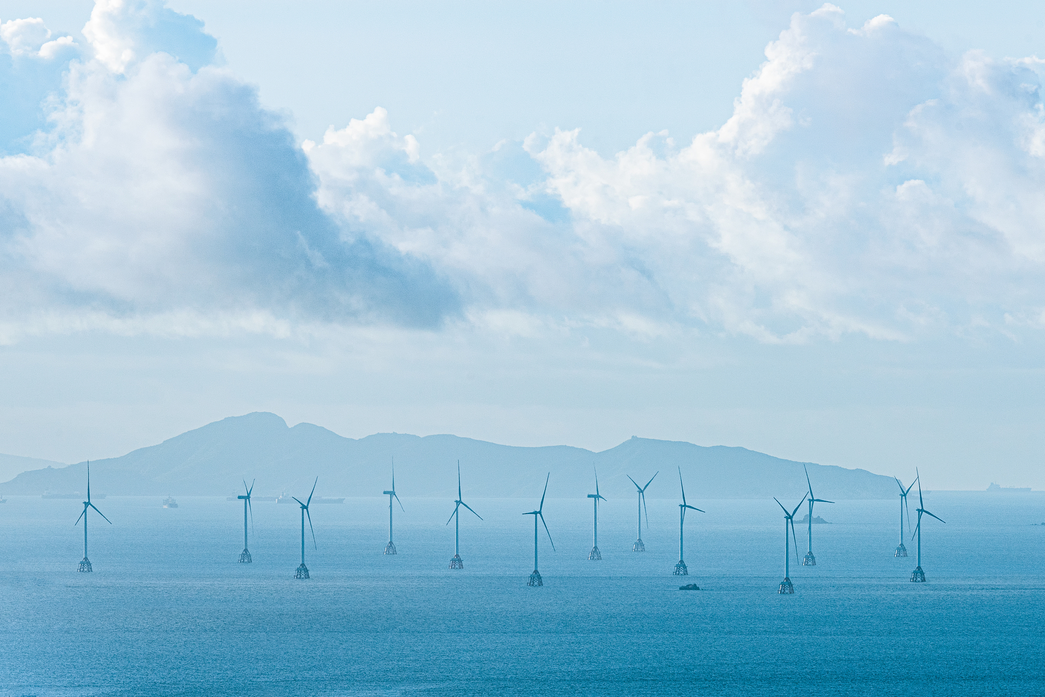 海上风电投资总额中低压开关设备占比情况是什么？依据是什么？