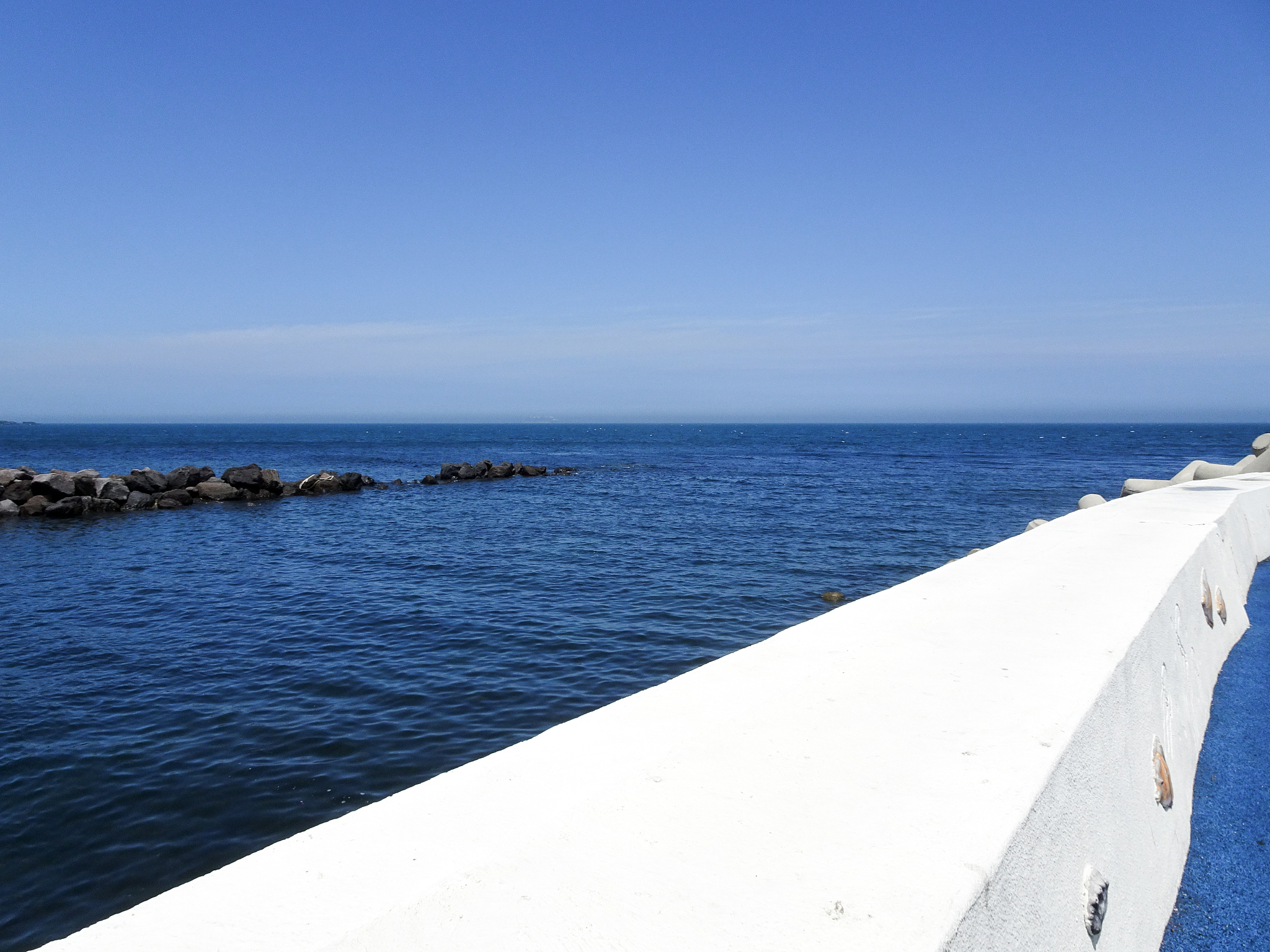 蓝色句子：描绘美丽与宁静的10个句子