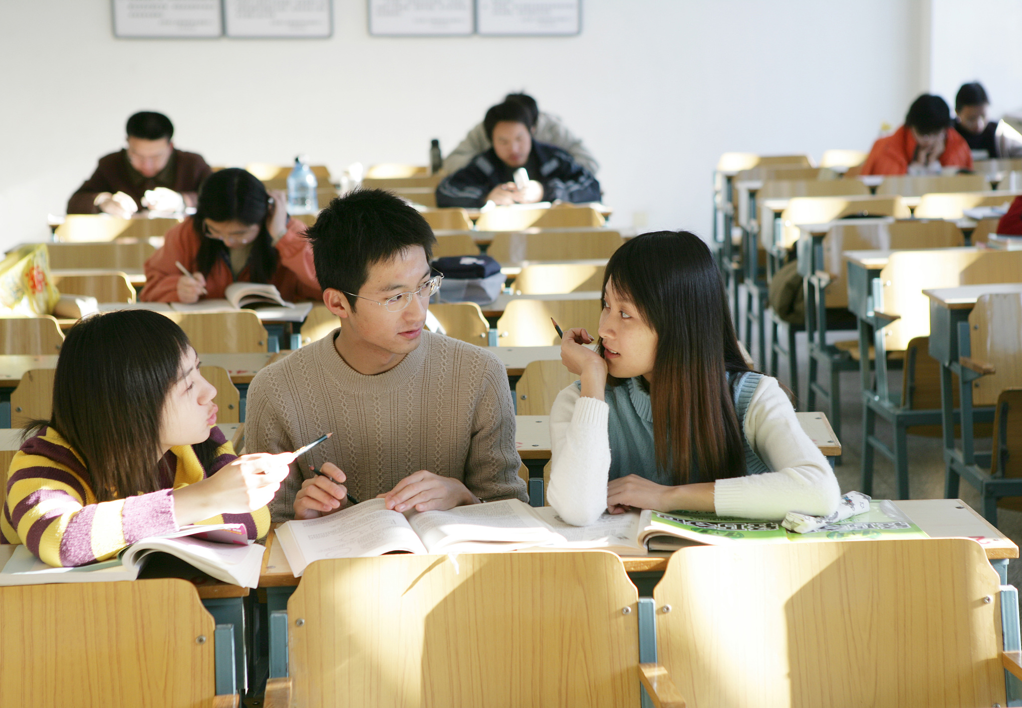 大学生活：平衡集体与独立，开启充实人生