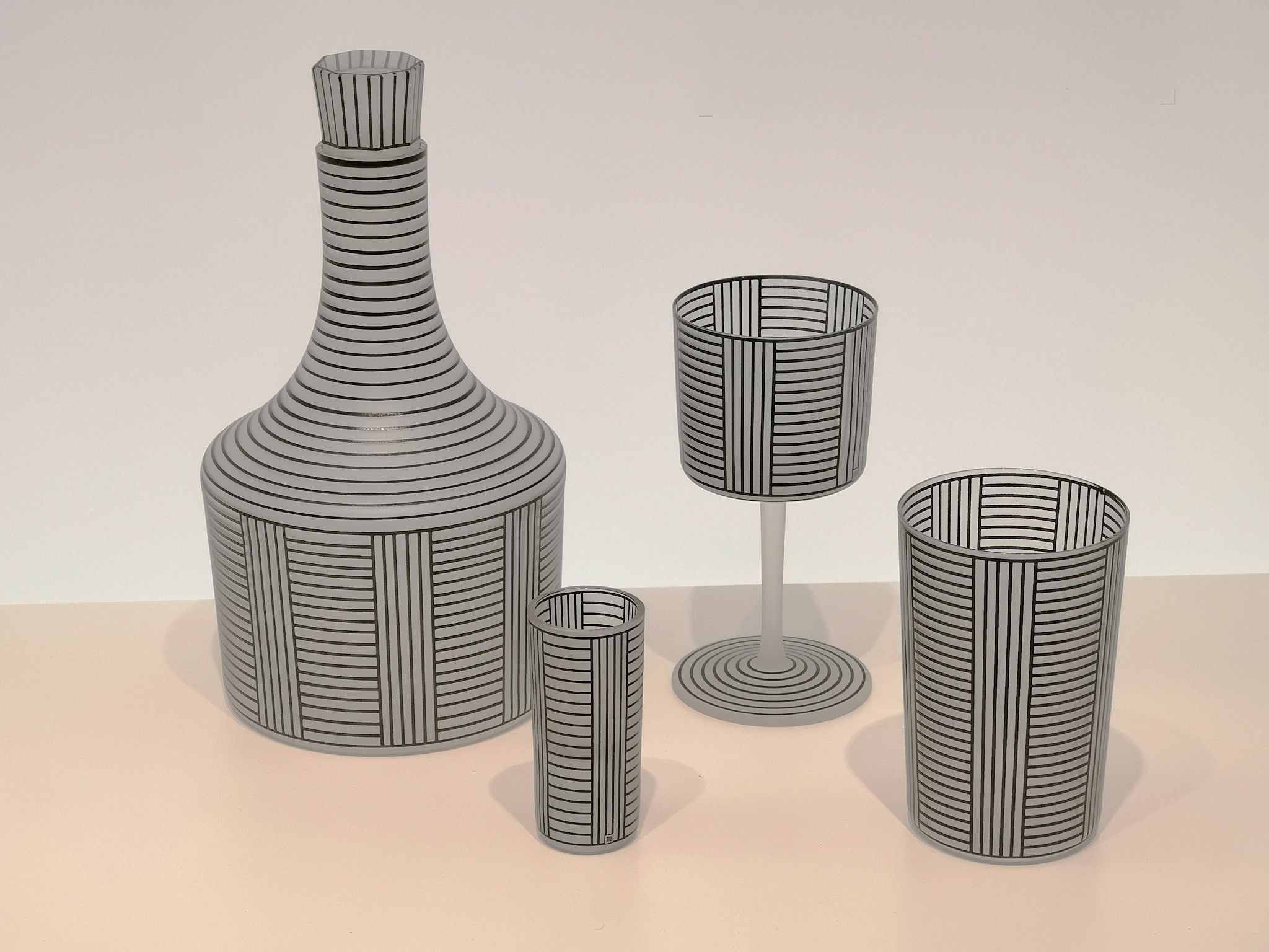 运用工业设计专业知识分析并评论你喜欢的一个仿生设计的作品。 不少于2000字