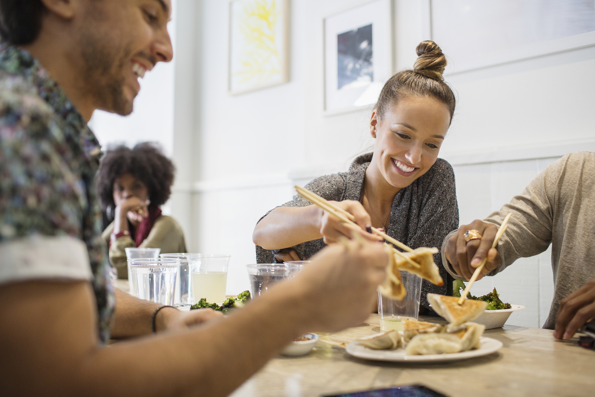 真诚的请朋友吃饭的句子，表达你的感激和友谊