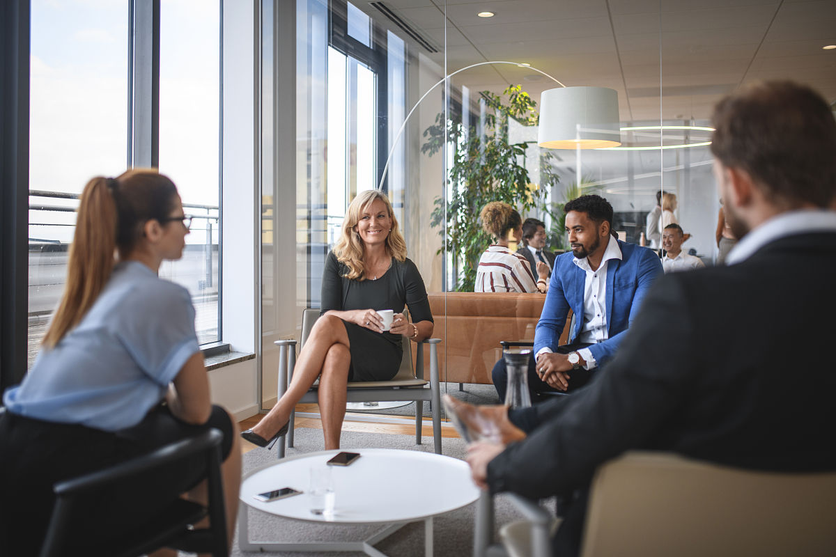 Suggest The Ritz-Carlton Hotel in terms of how to using social media promotion to create capabilites in serving customers needs