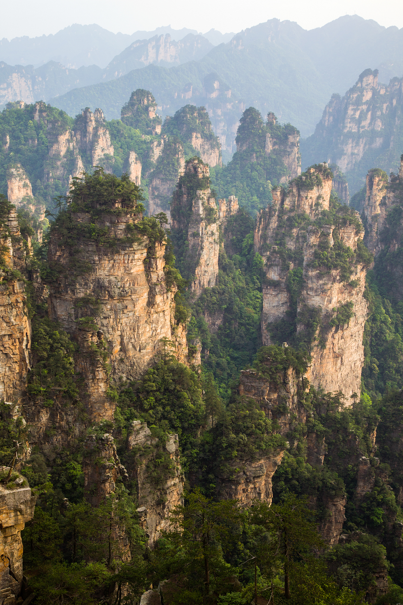 湖南旅游攻略PPT - 景点、交通、美食、注意事项