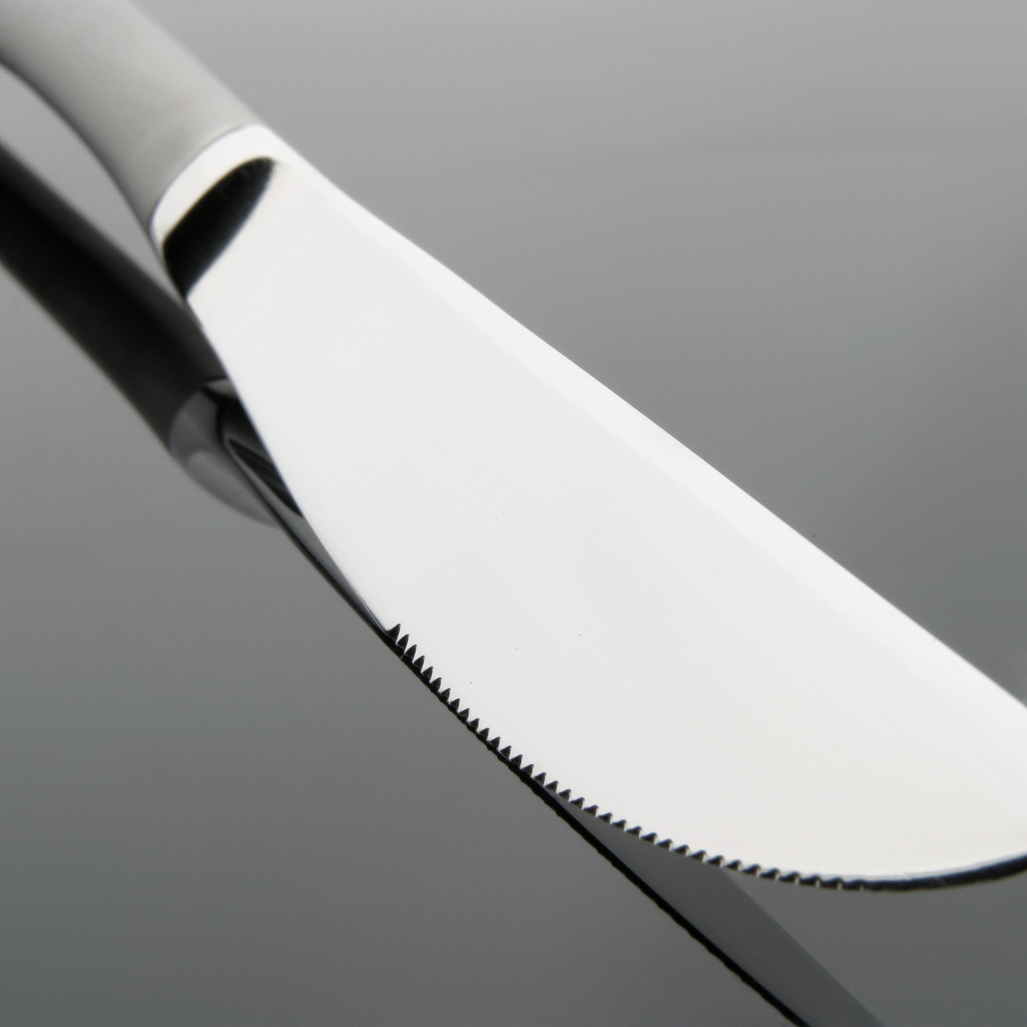 选购菜刀指南：材质、用途、刀柄、长度、品牌