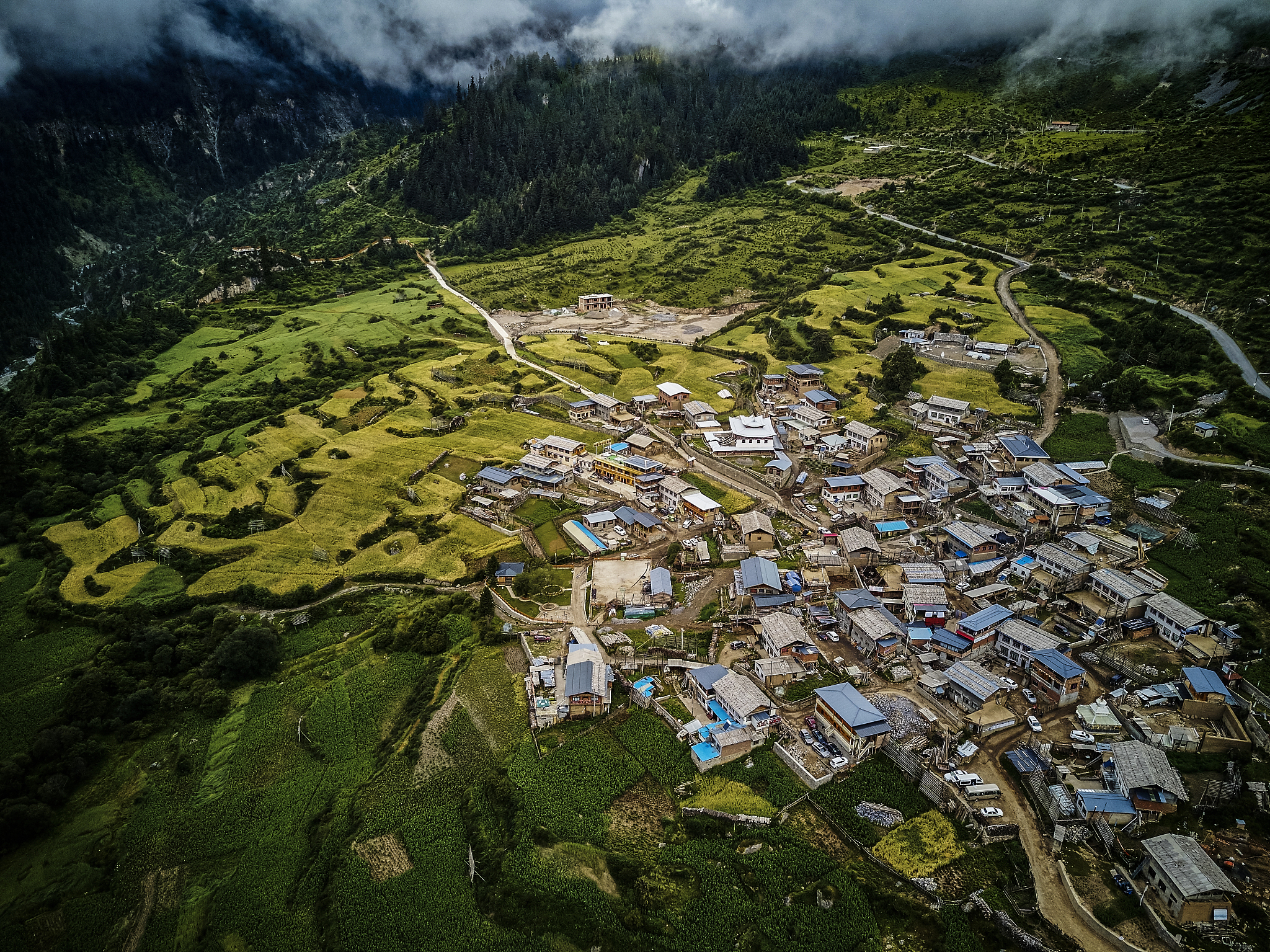 香格里拉到灵芝要经过多吉乡吗回答+拓展。