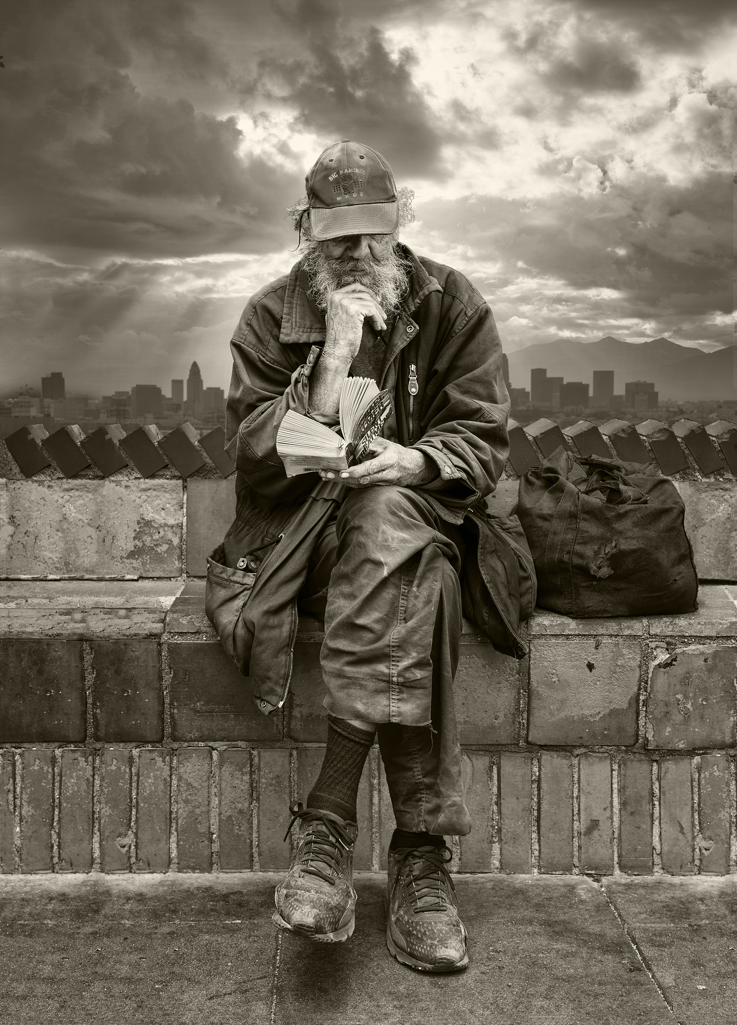 马丁·帕尔讽刺摄影：大众文化与俗语的魅力