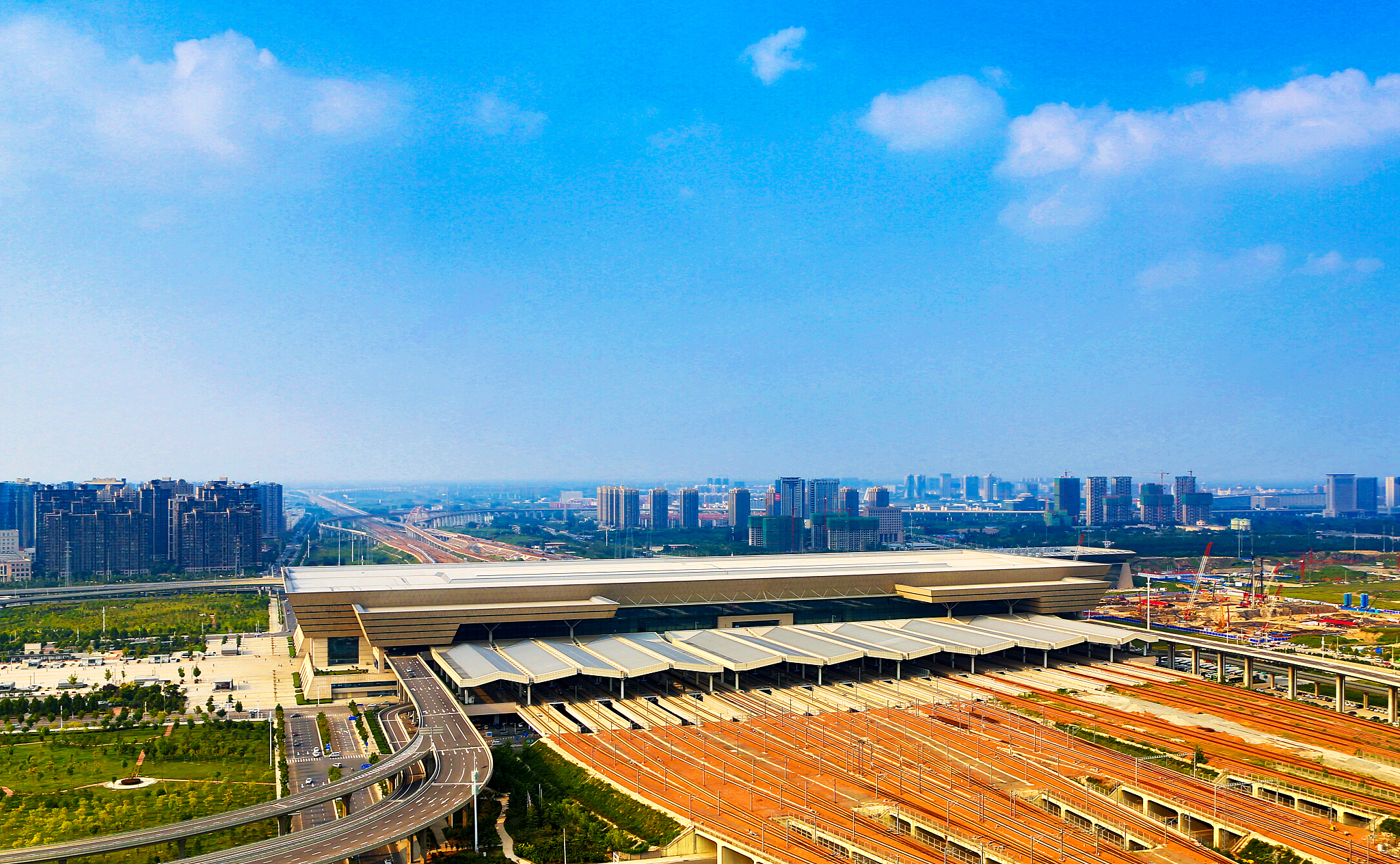 成都高铁学校优势：创新教育模式，培养全面人才