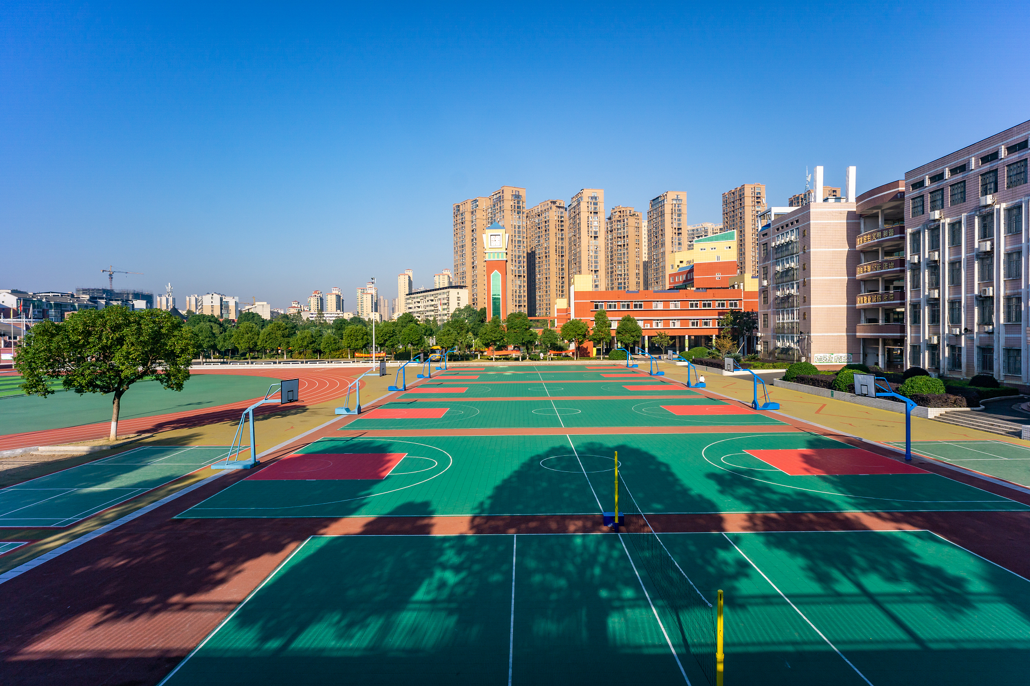 武汉市商业学校美发与形象设计好不好？有什么招生要求