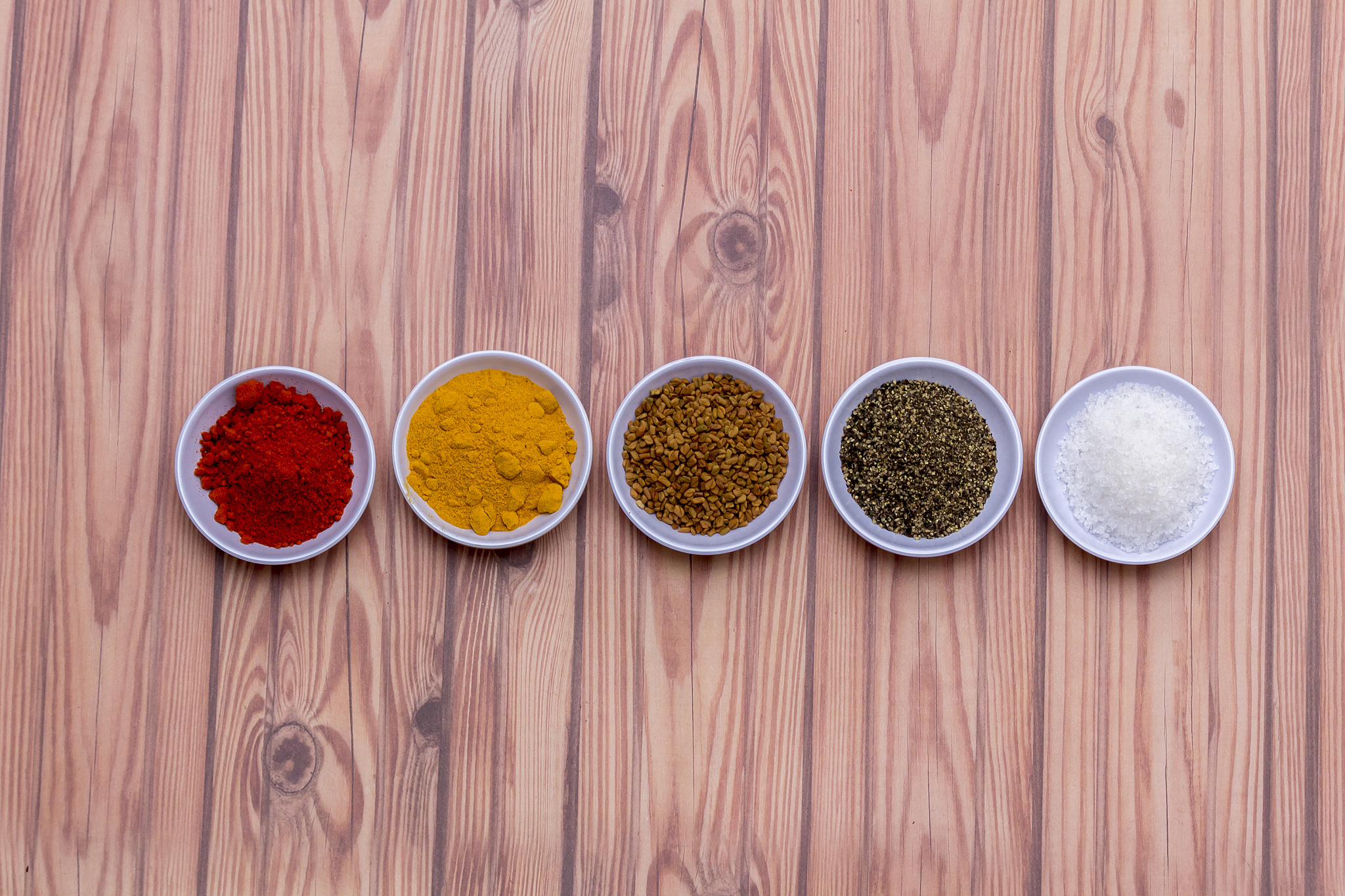 我做了一款做小龙虾的酱料 我想写一个推广文案 你能帮助我吗