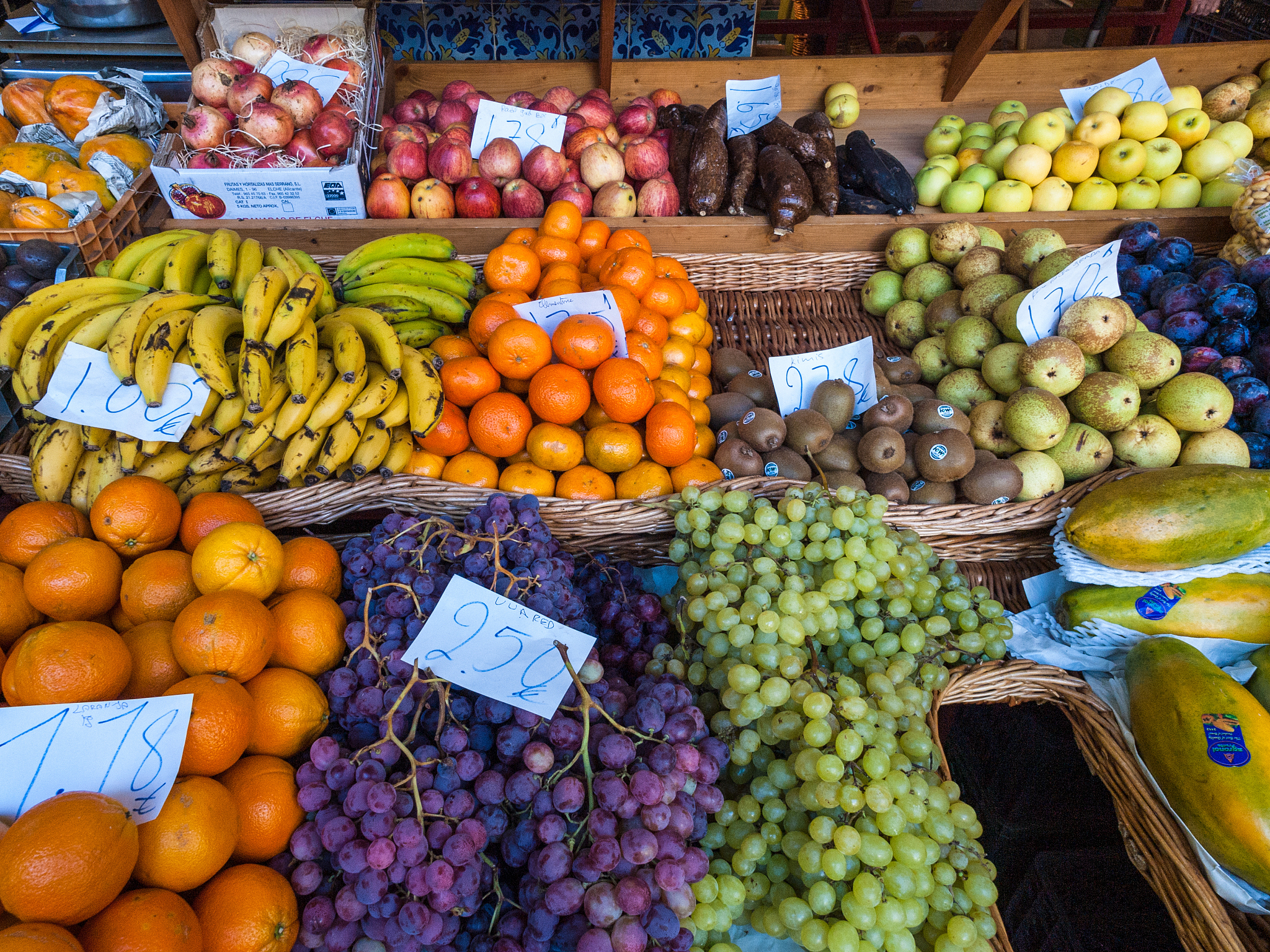 新疆农产品销售渠道拓展：电商、展销会、超市、出口等