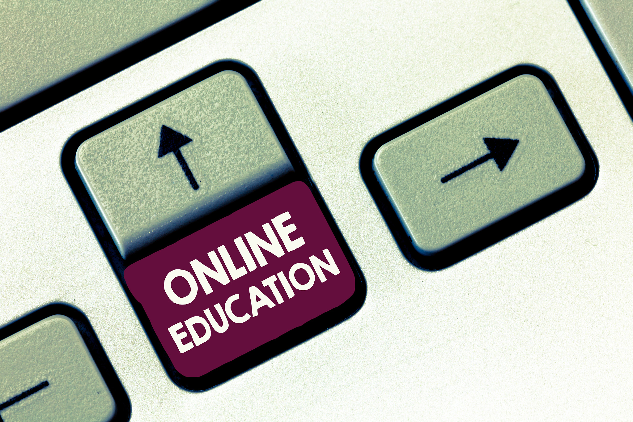 可以题为《意图和结果学习对道德品质推断和道德决策的影响》的论文摘要吗