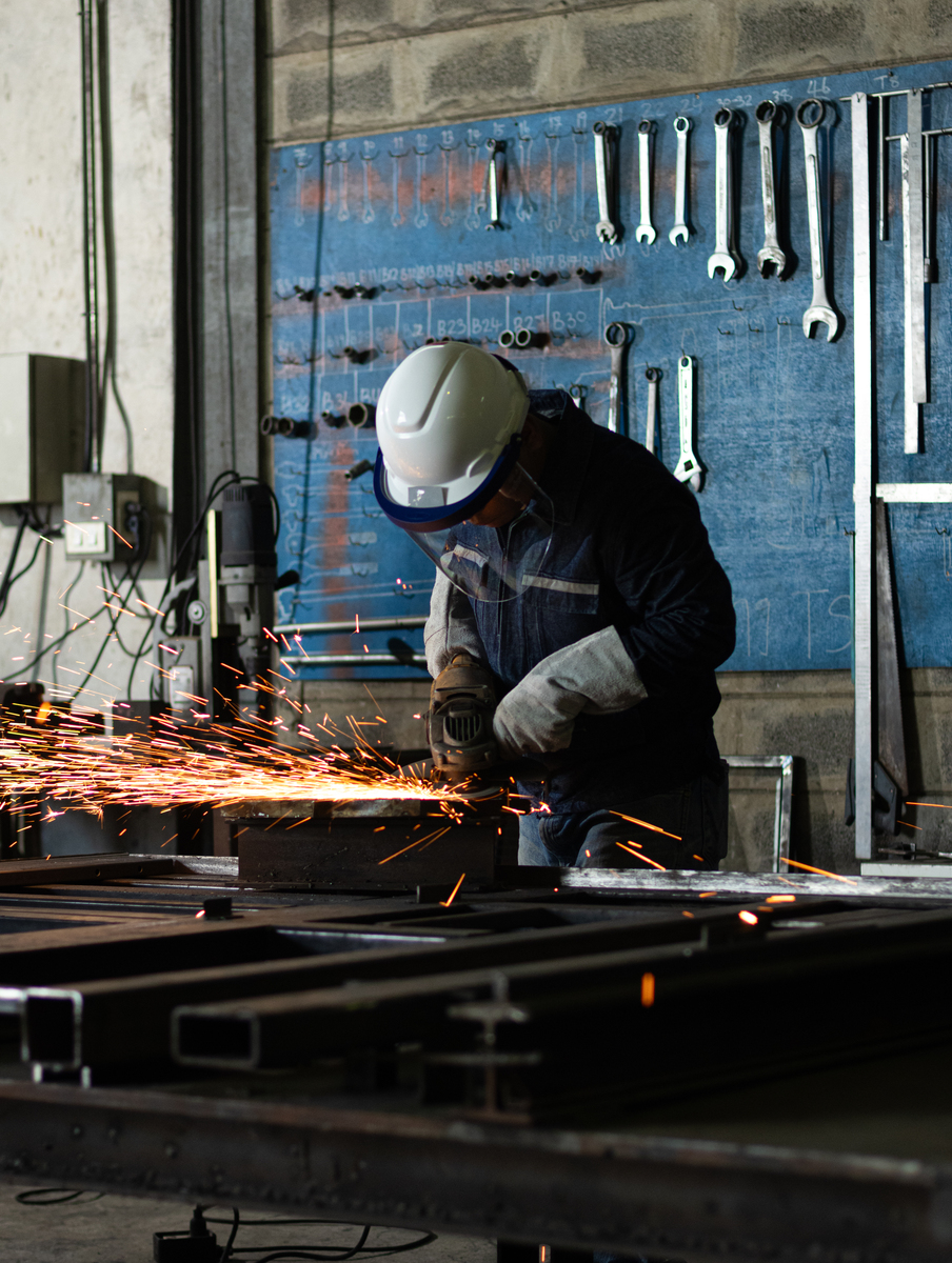 贵州省焊工学校 - 培养焊接技术人才的摇篮